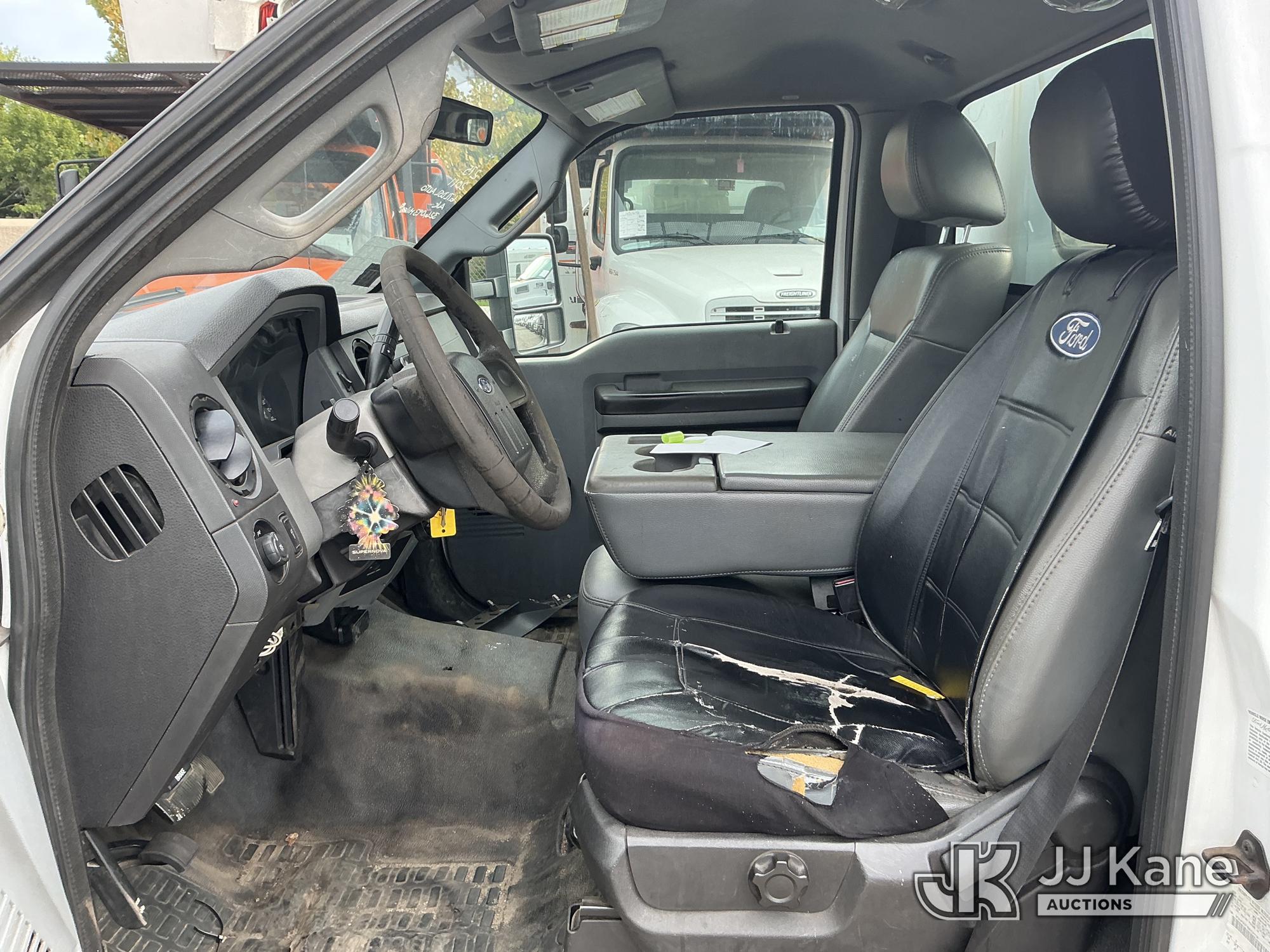 2011 Ford F550