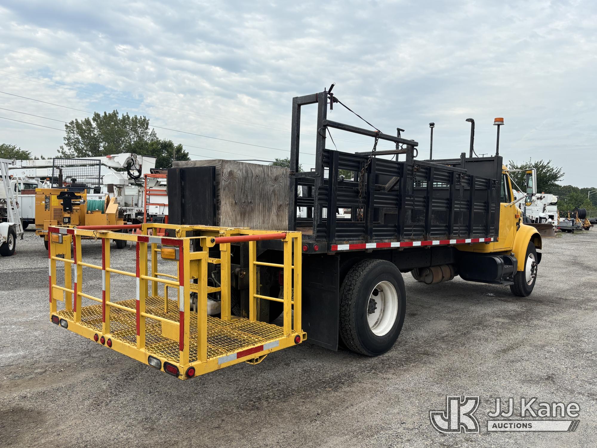 2001 International 4700