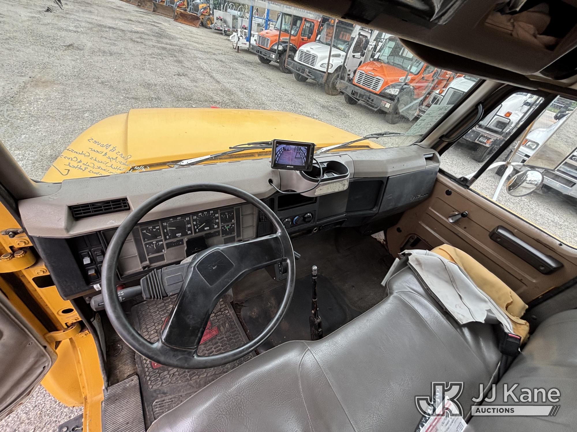 2001 International 4700