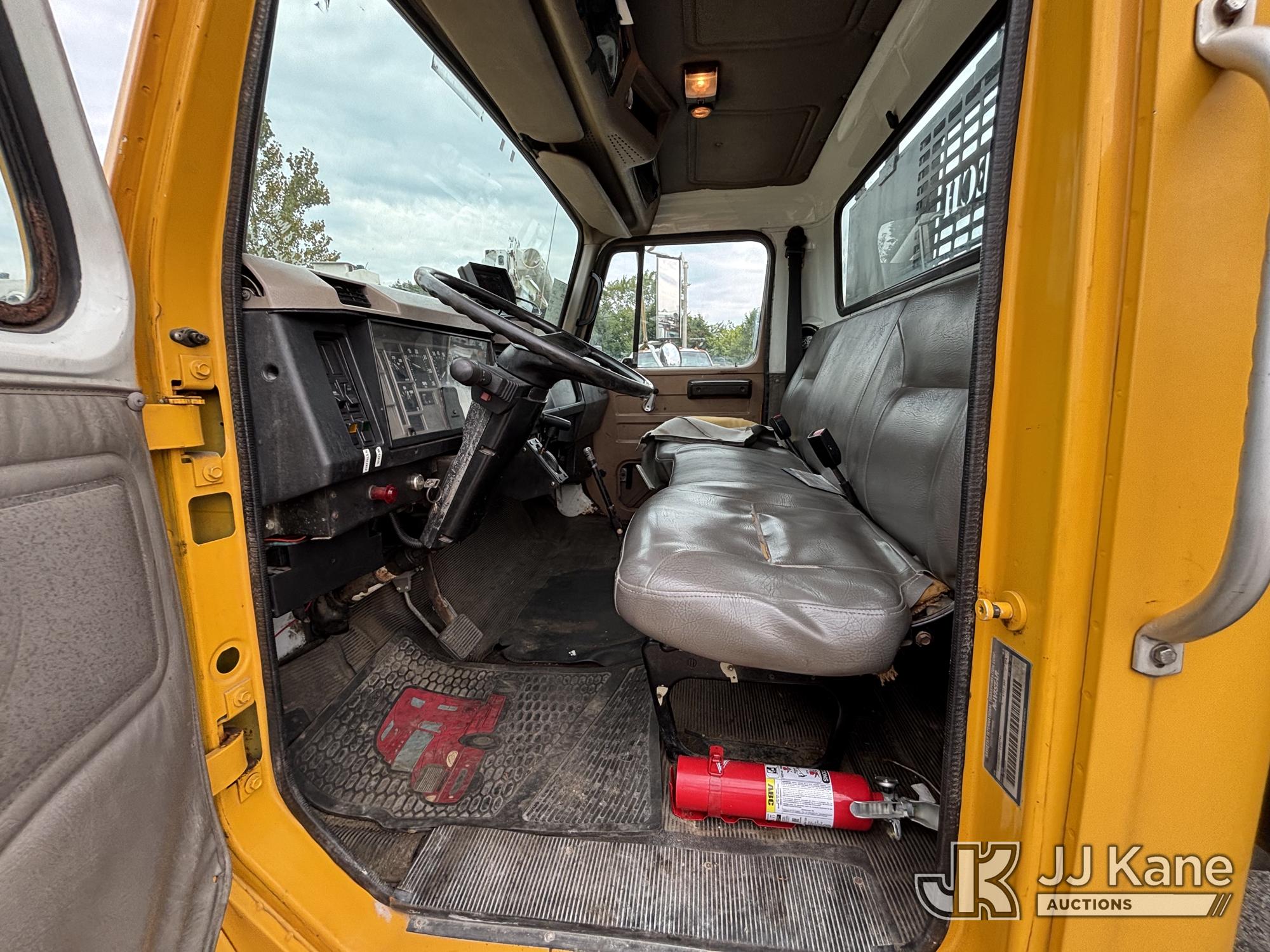 2001 International 4700