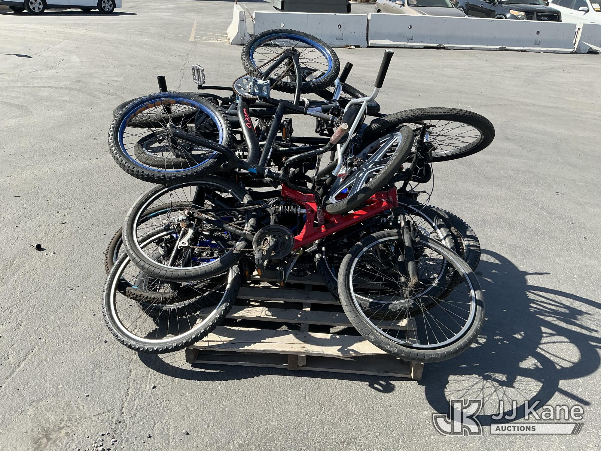 (1 Pallet) Bicycles (Used) NOTE: This unit is being sold AS IS/WHERE IS via Timed Auction and is located in Jurupa Valley