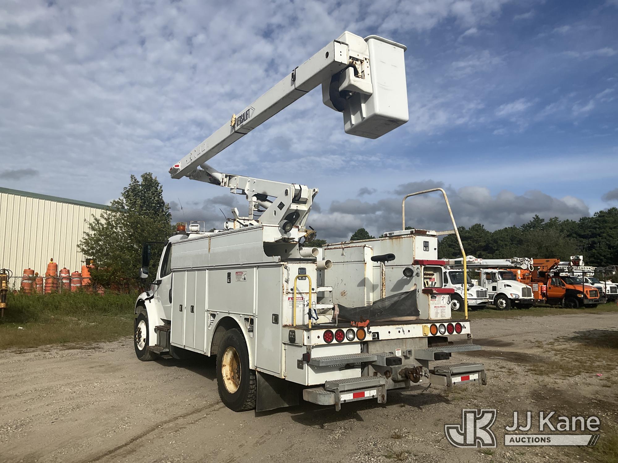 2013 Freightliner M2 106