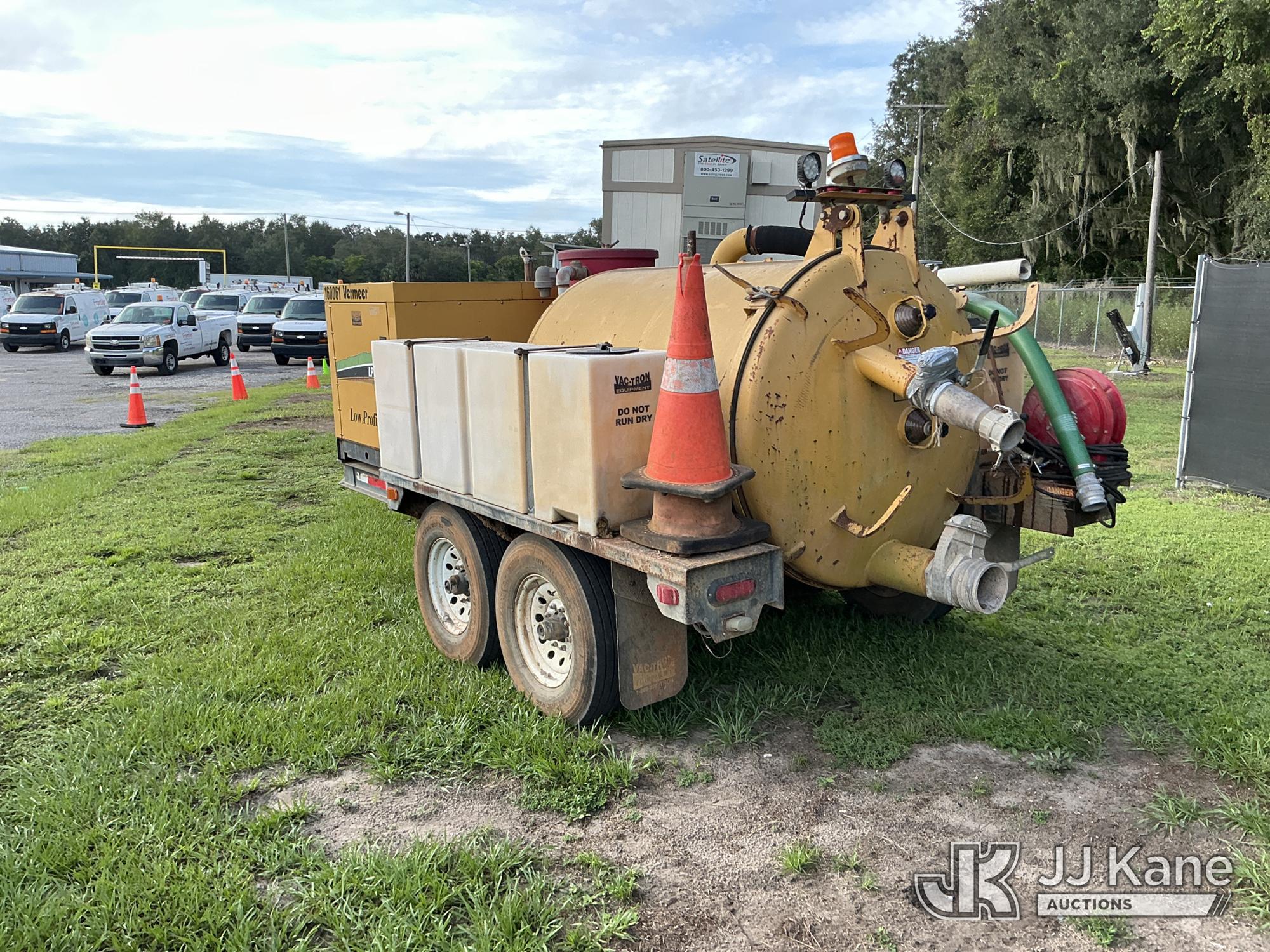 2011 Vac-Tron LP555DT