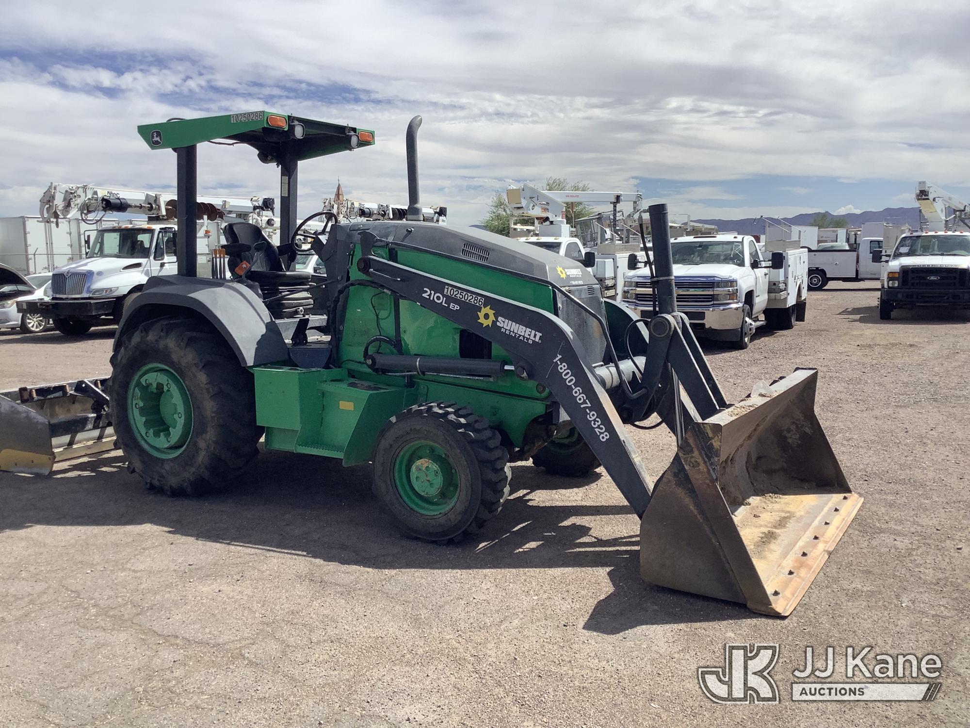 2019 John Deere 210L EP