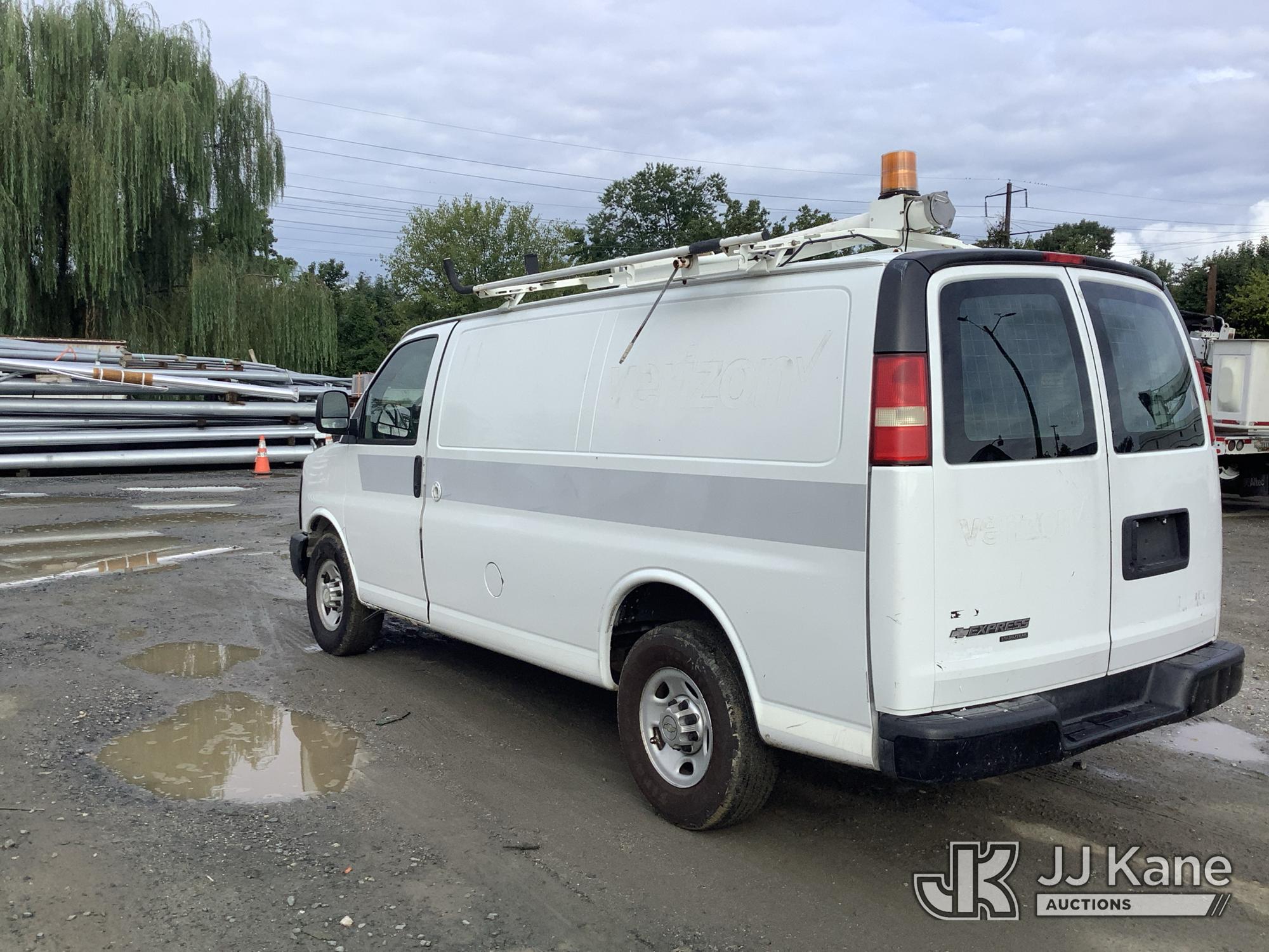 2011 Chevrolet Express G2500