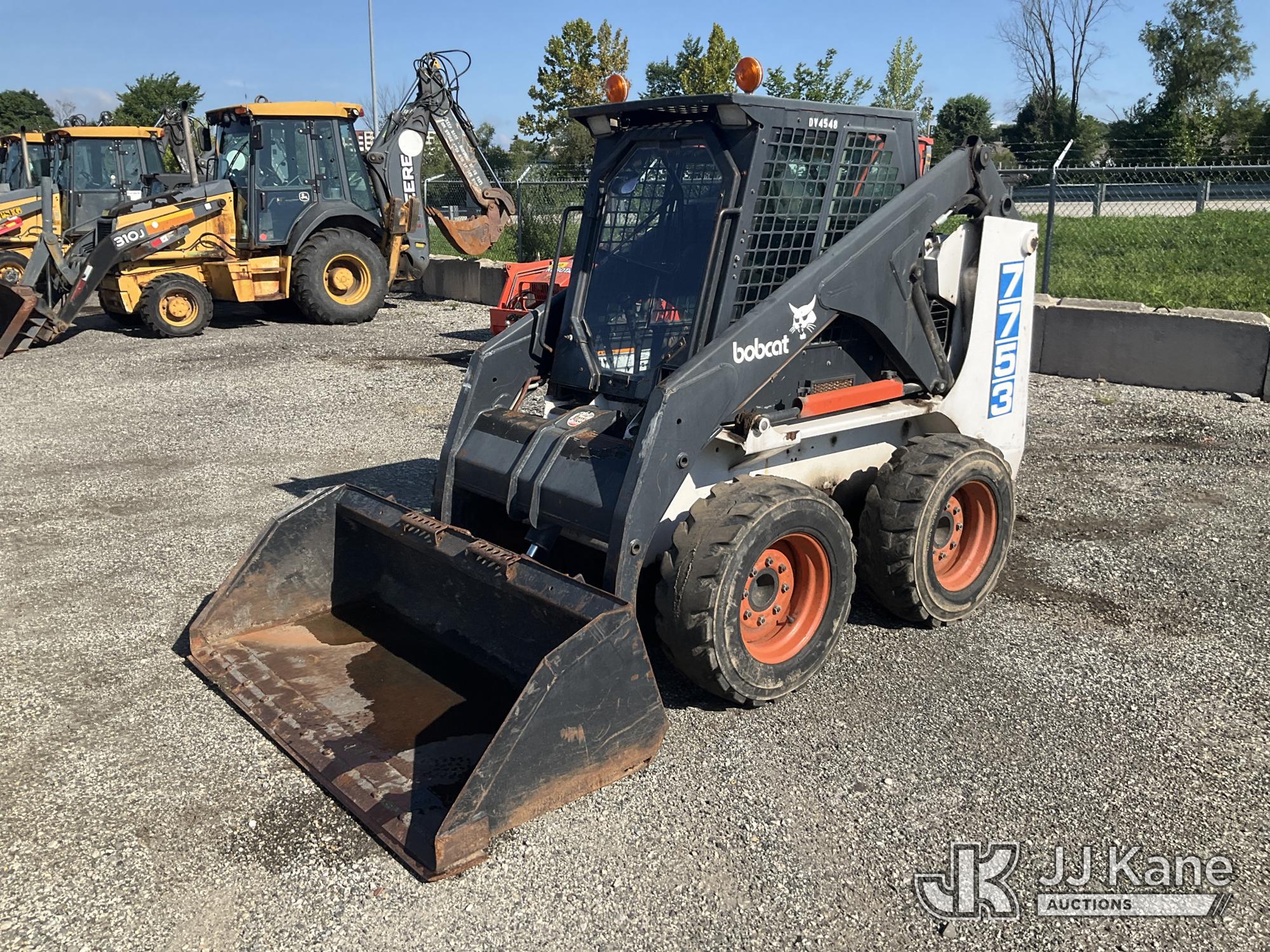 Photo of 1995 Bobcat 7753