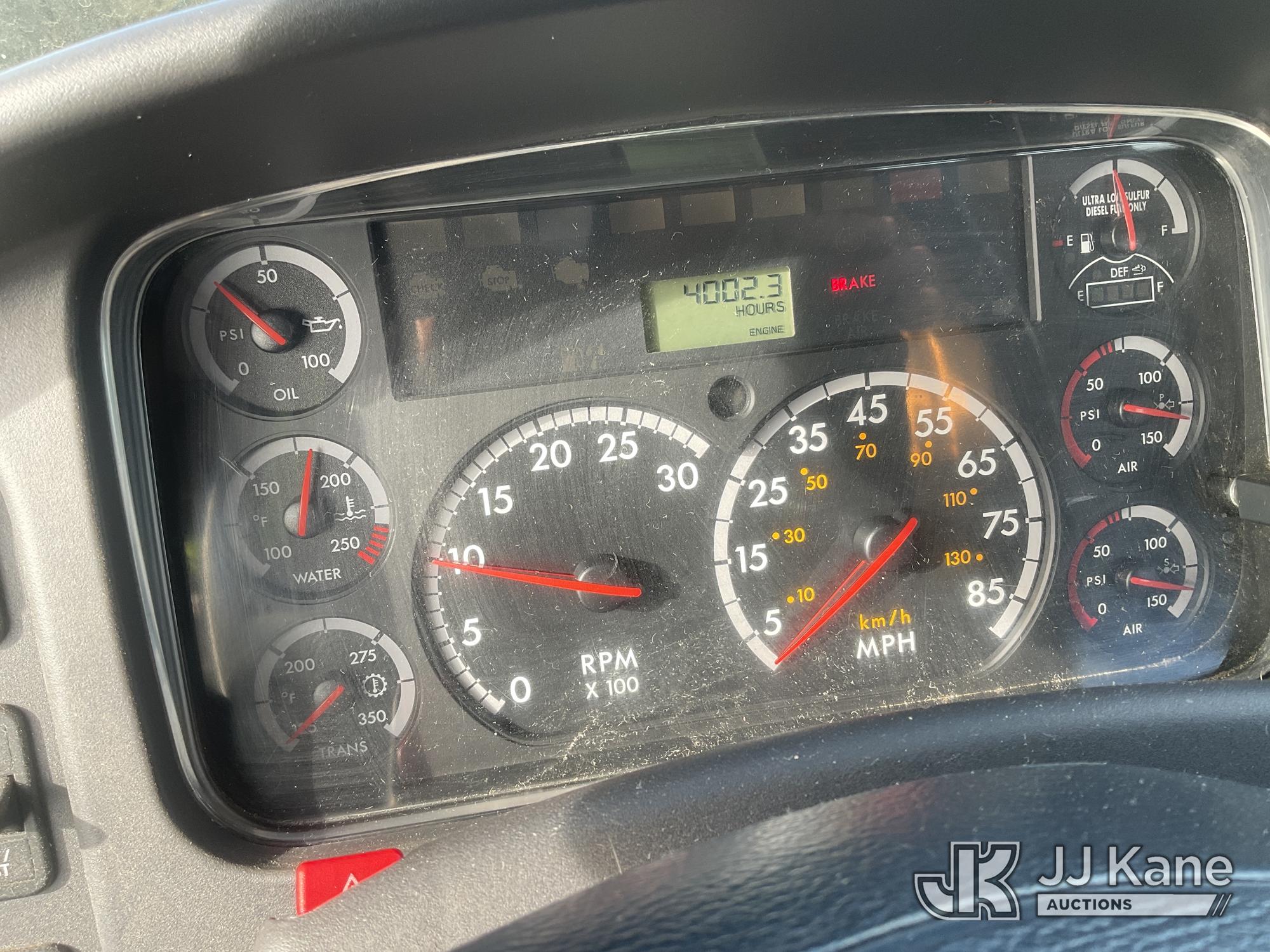 2014 Freightliner 114SD