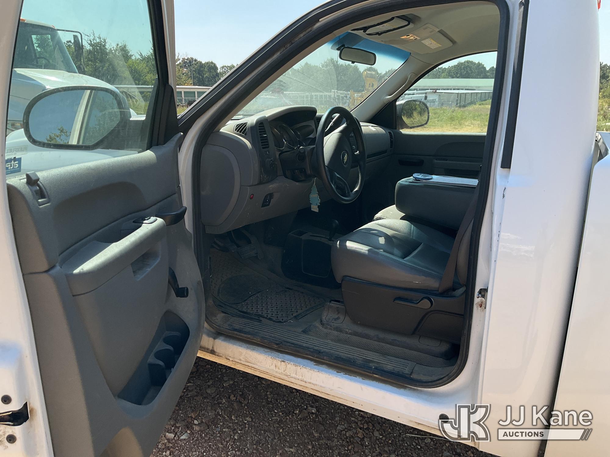 2013 Chevrolet SILVERADO 2500HD 4X4