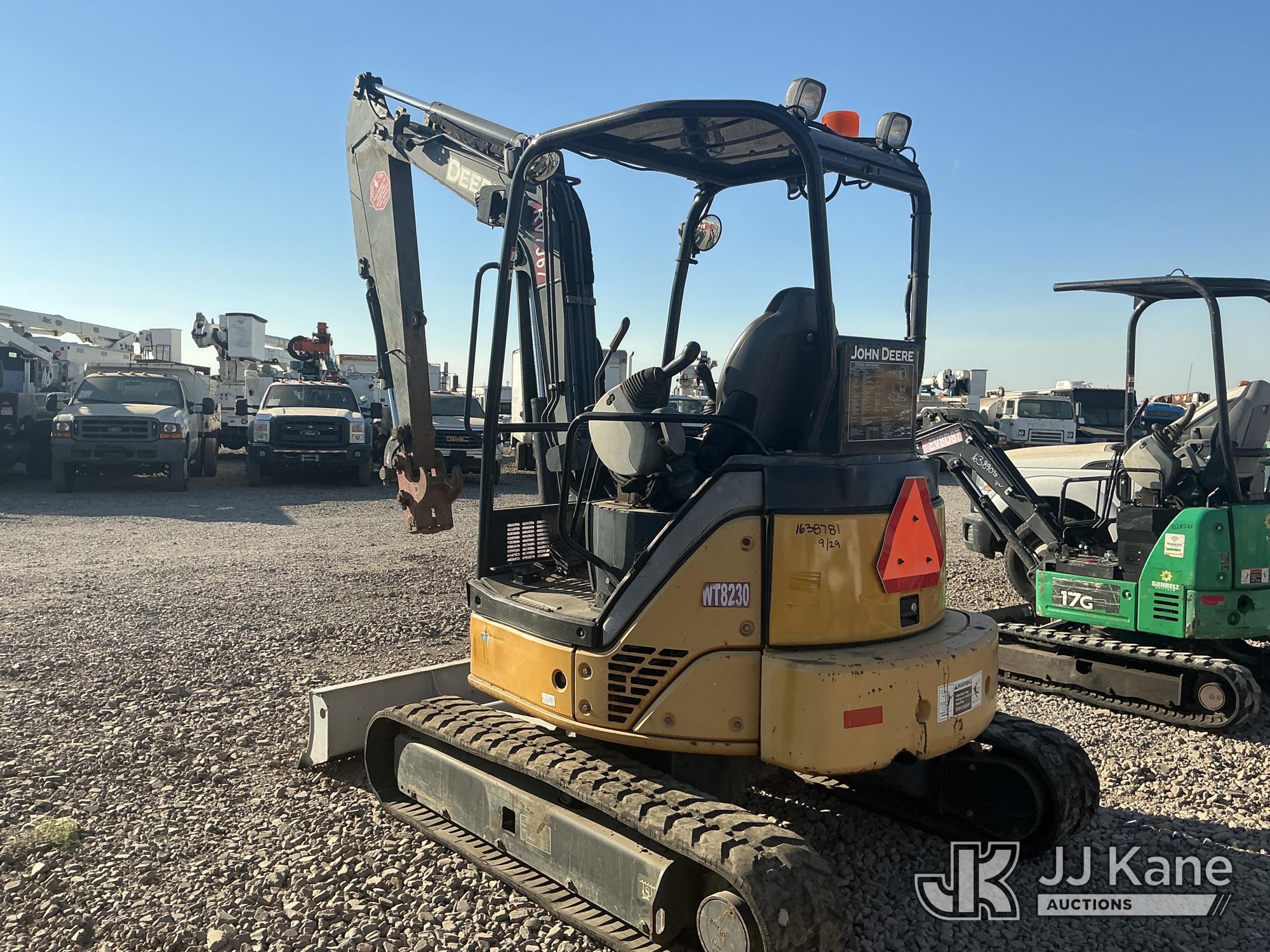 2013 John Deere 35D
