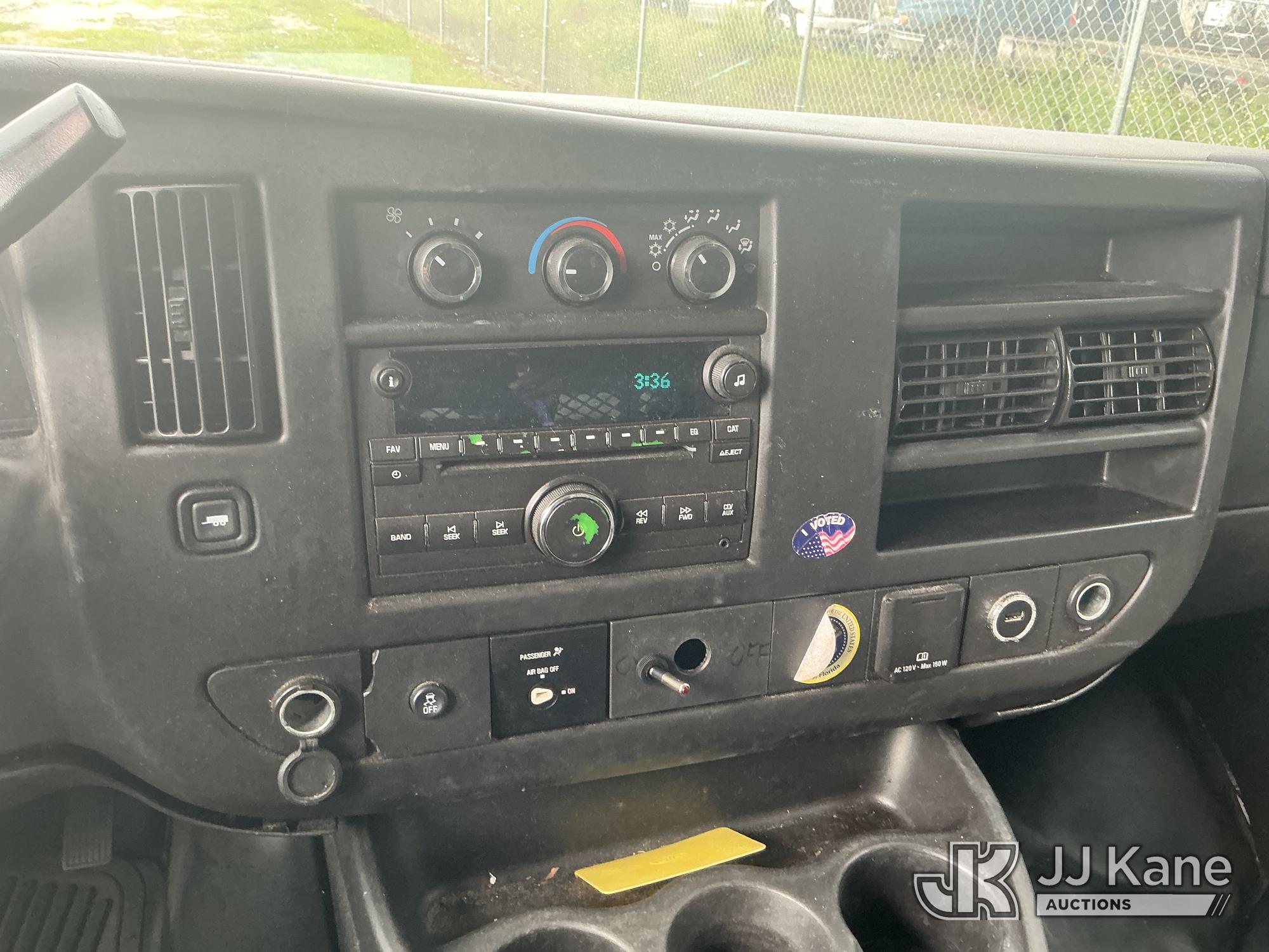 2015 Chevrolet Express G2500