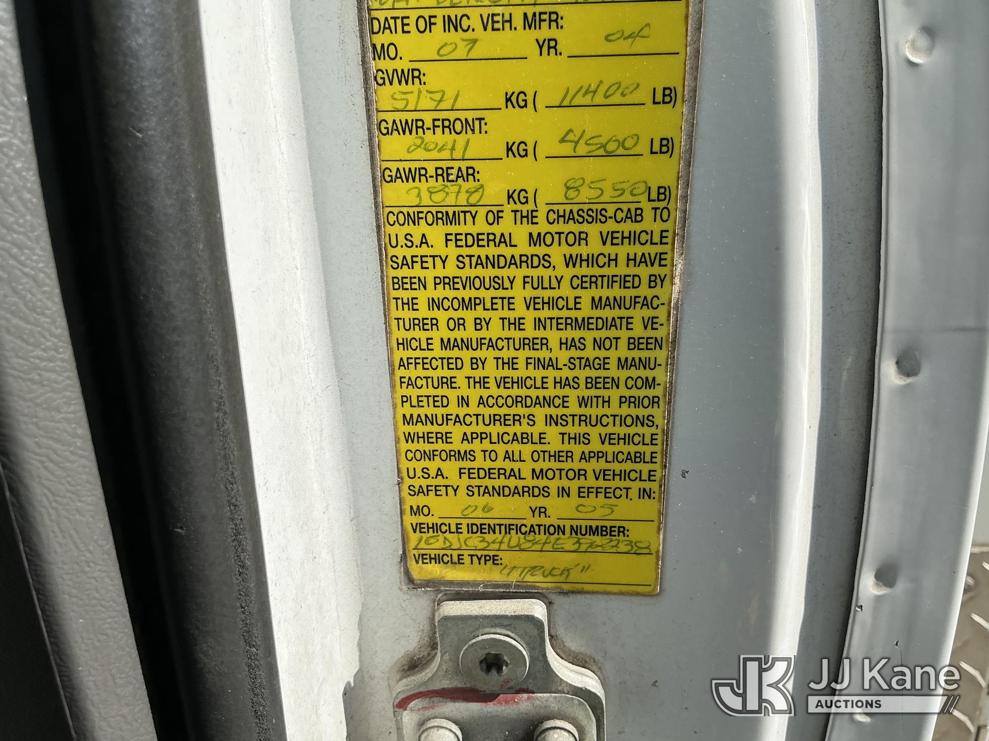 2004 GMC SIERRA 3500