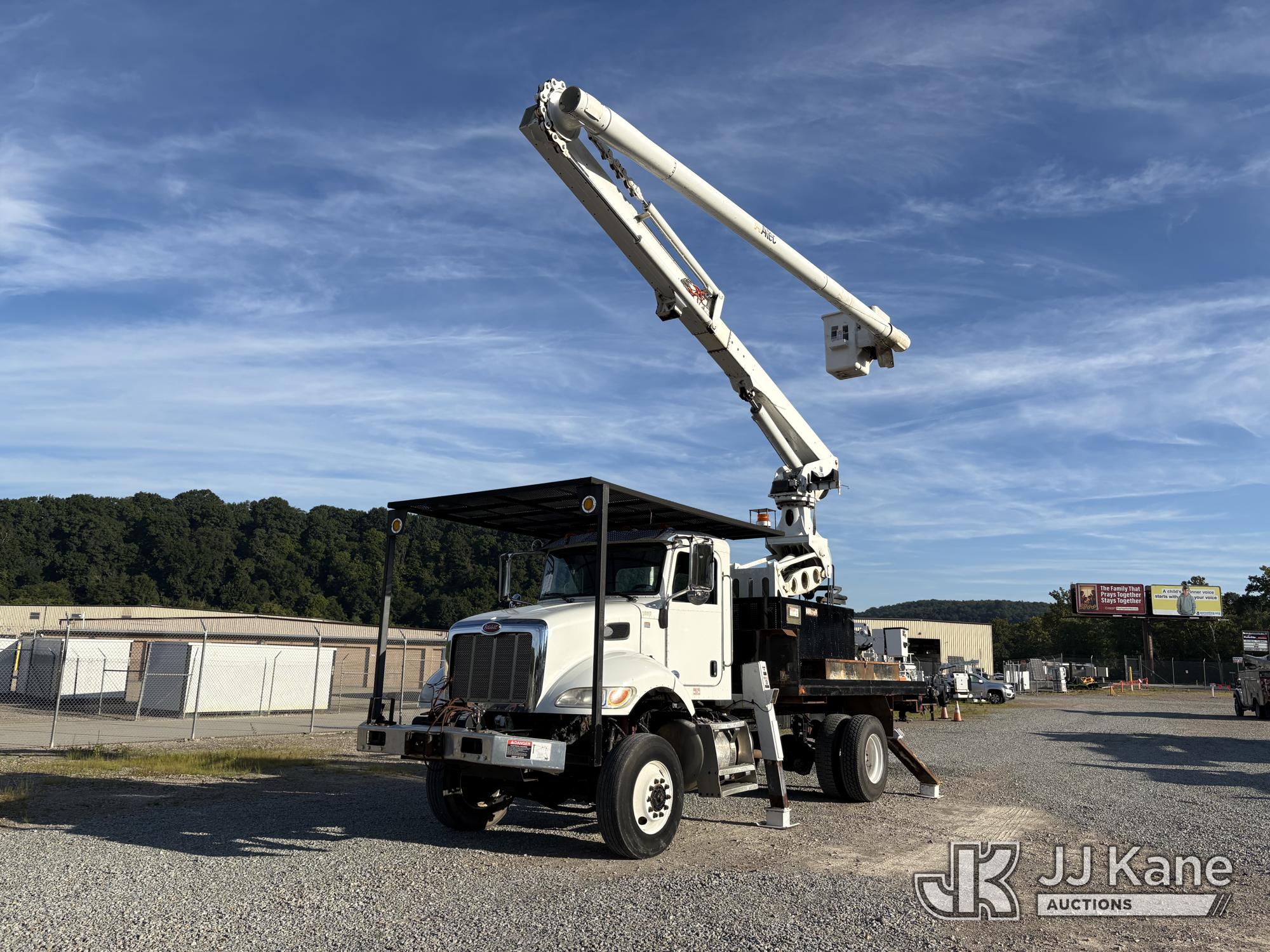 Photo of 2016 Peterbilt 337 4x4