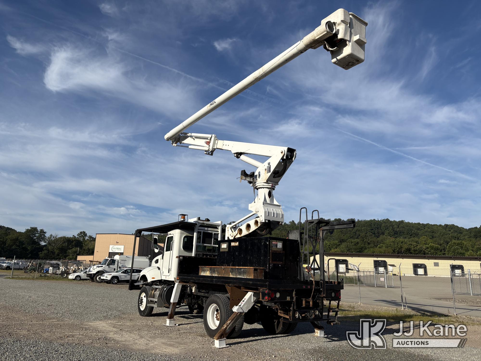 2016 Peterbilt 337 4X4