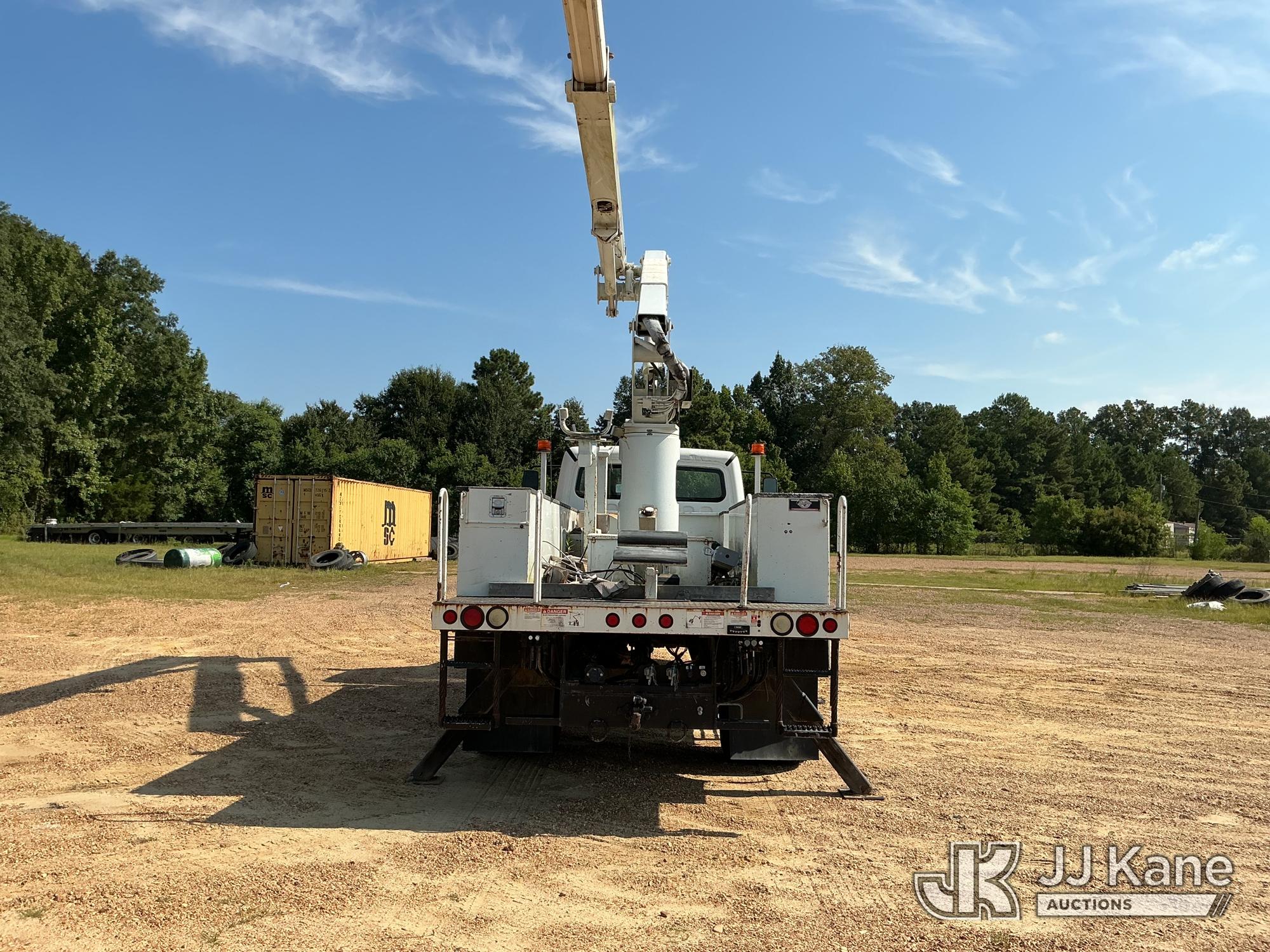2015 Freightliner M2 106