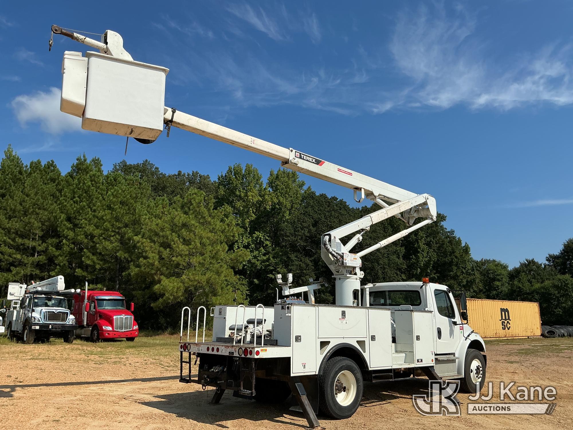 2015 Freightliner M2 106