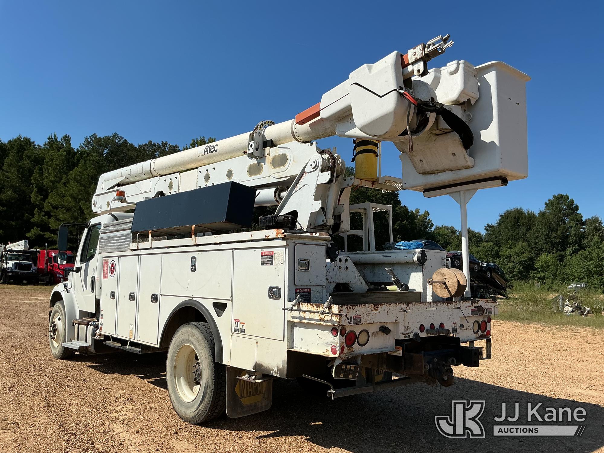 2015 Freightliner M2 106