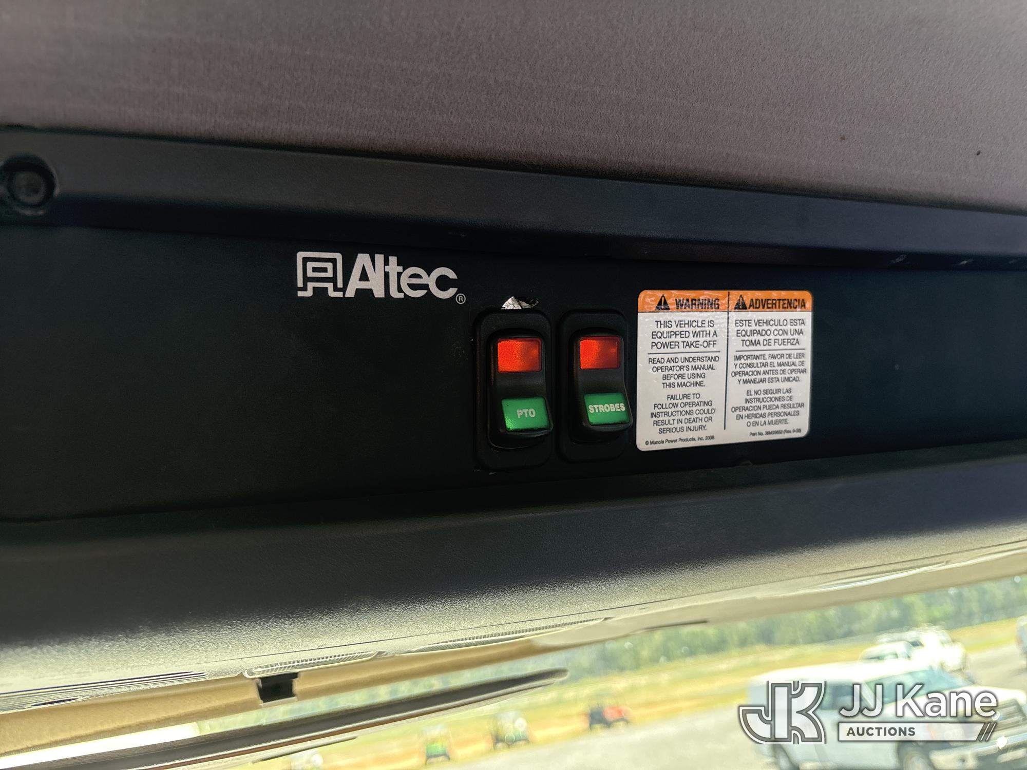 2017 Freightliner M2 106