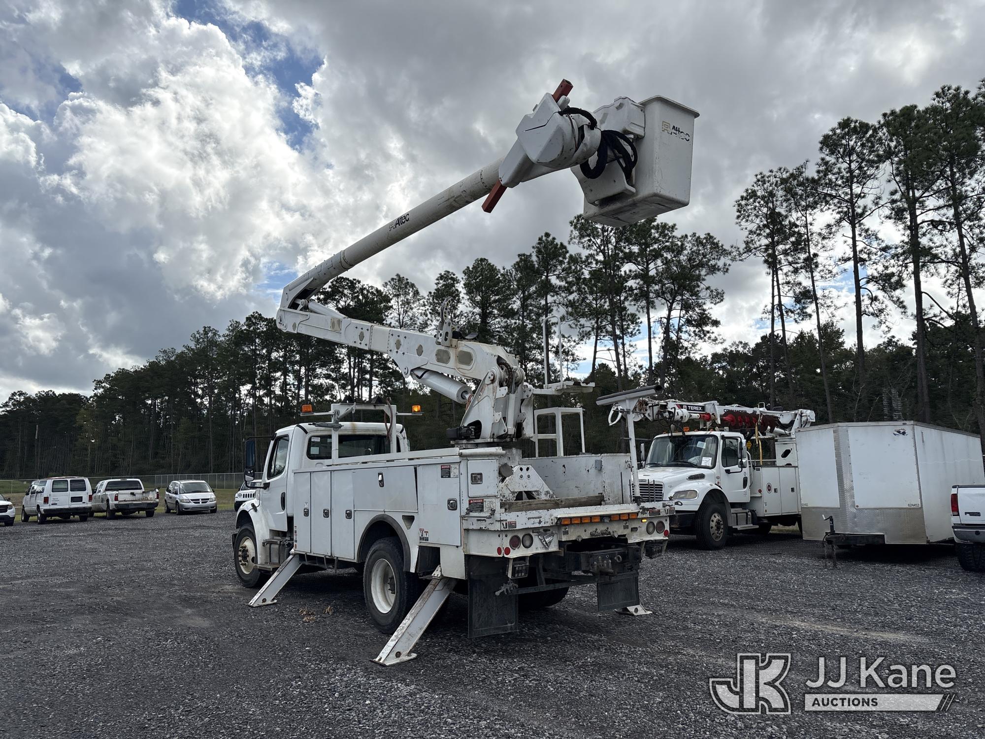 2017 Freightliner M2 106