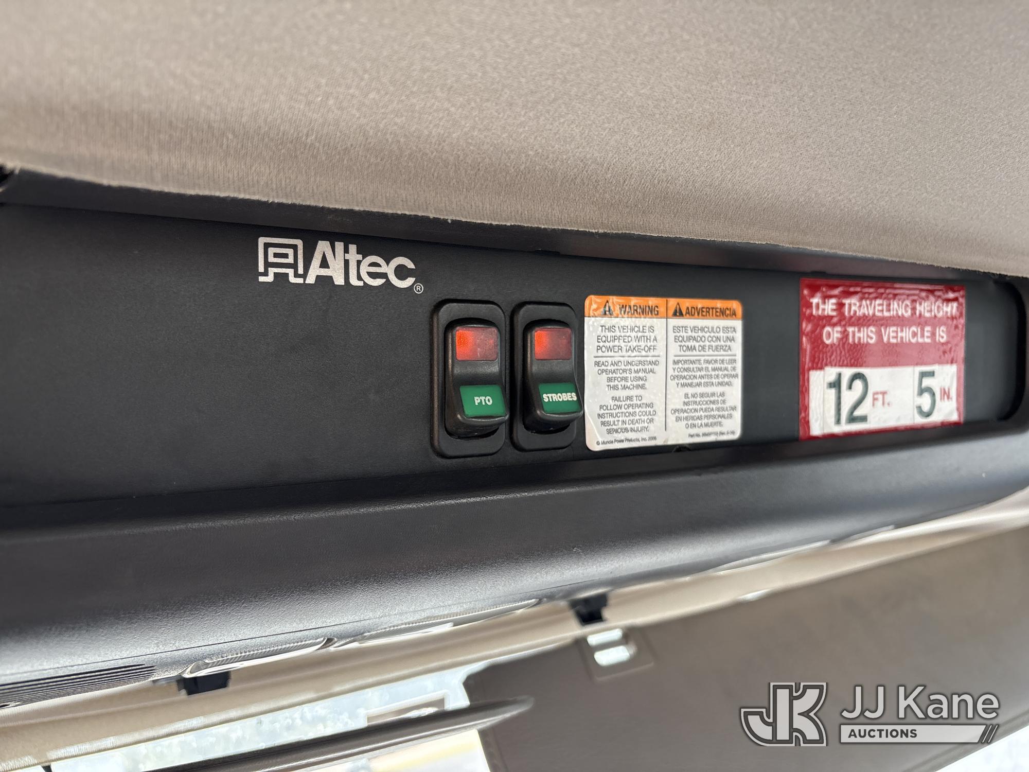 2017 Freightliner M2 106
