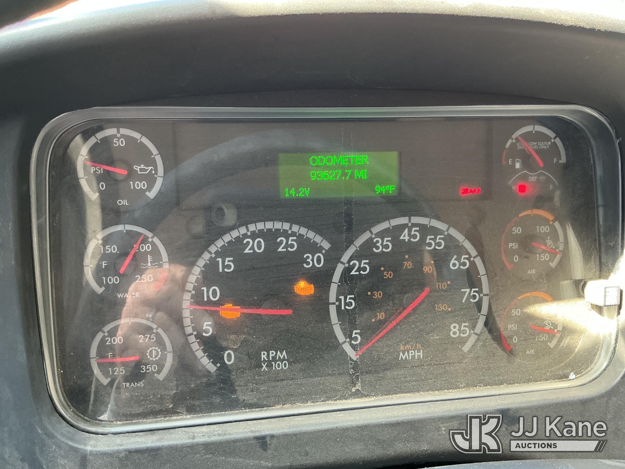 2018 Freightliner M2 106