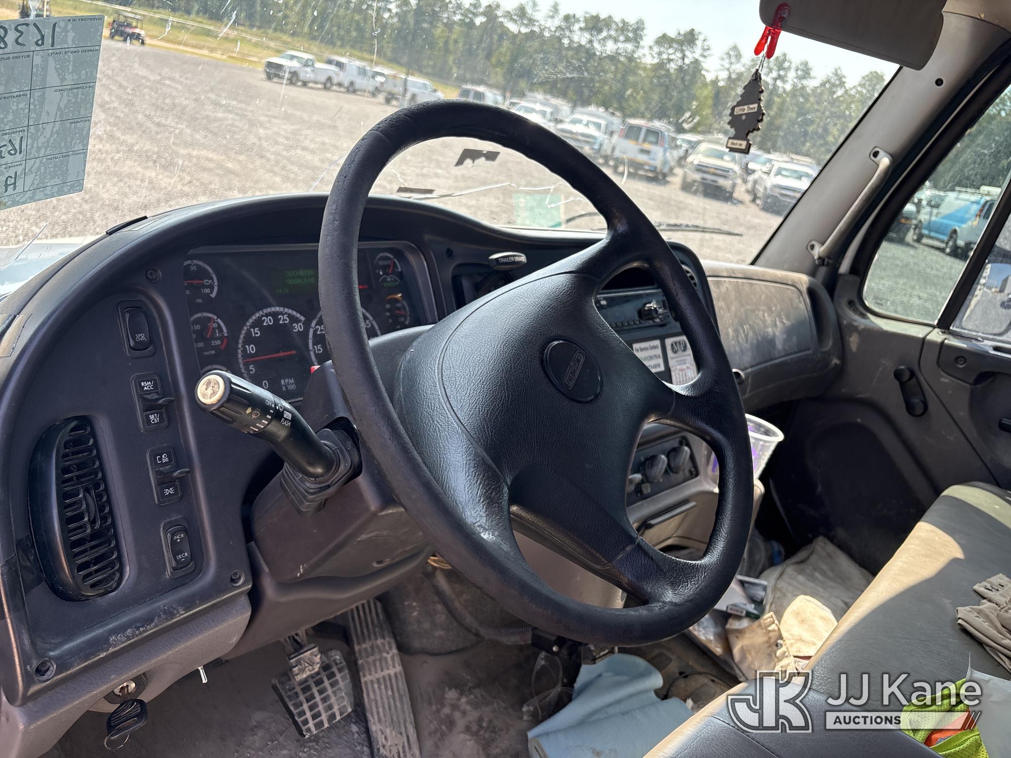 2018 Freightliner M2