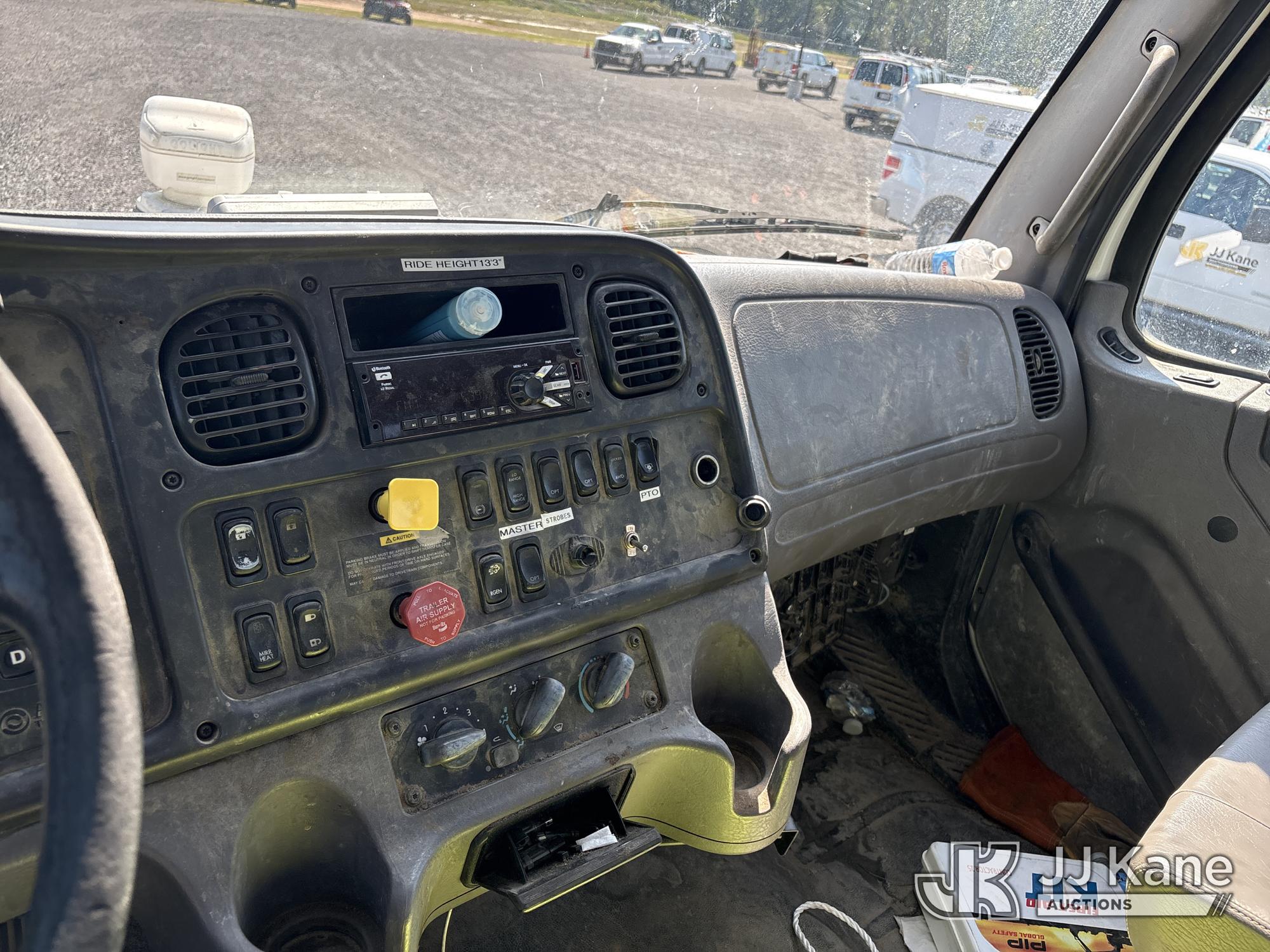 2018 Freightliner M2 106 4X4
