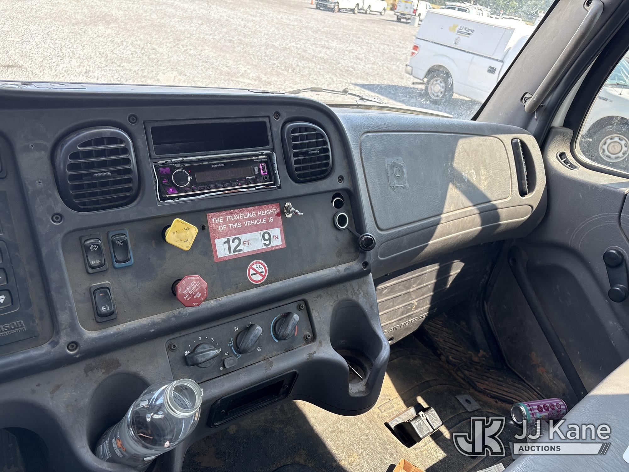 2018 Freightliner M2
