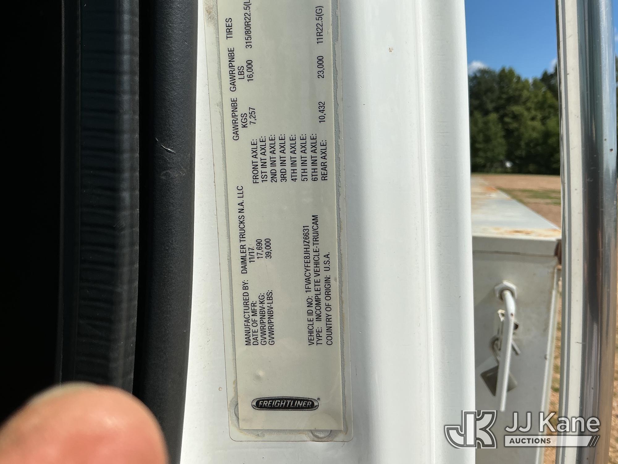2018 Freightliner M2 106