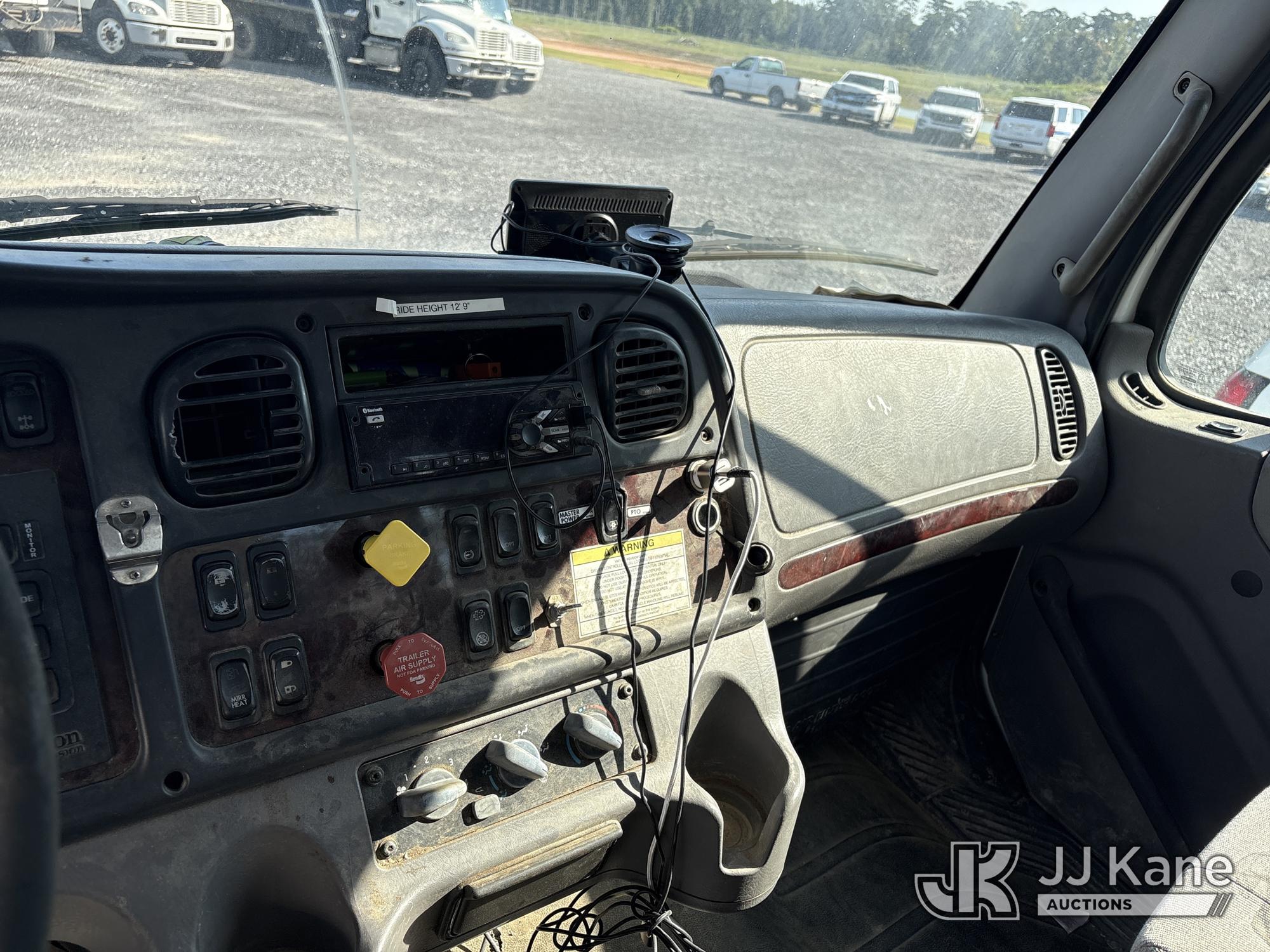 2018 Freightliner M2