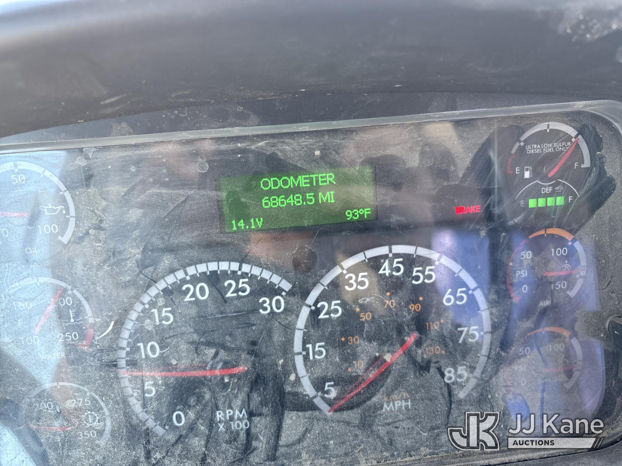 2017 Freightliner M2 106