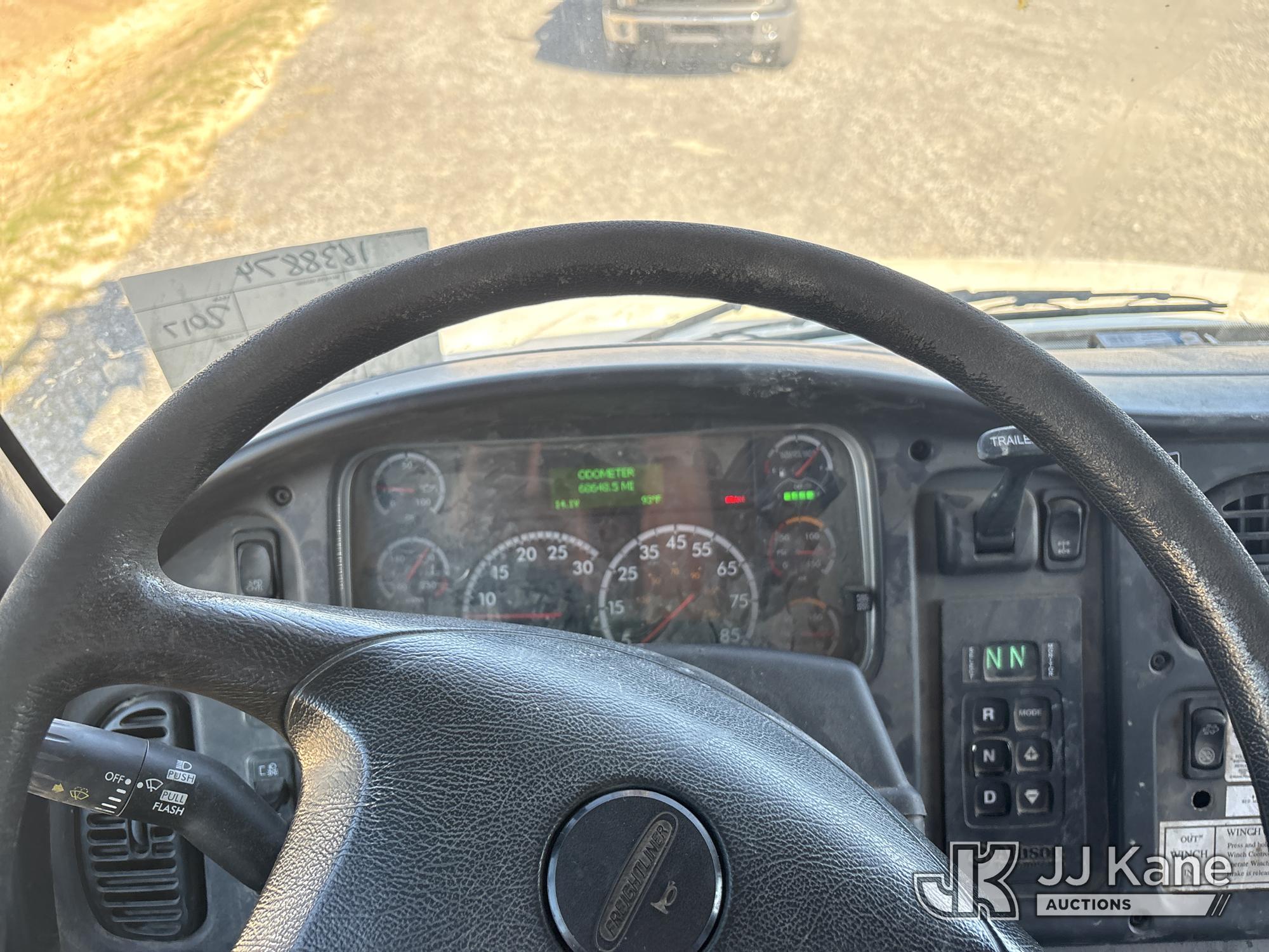 2017 Freightliner M2 106