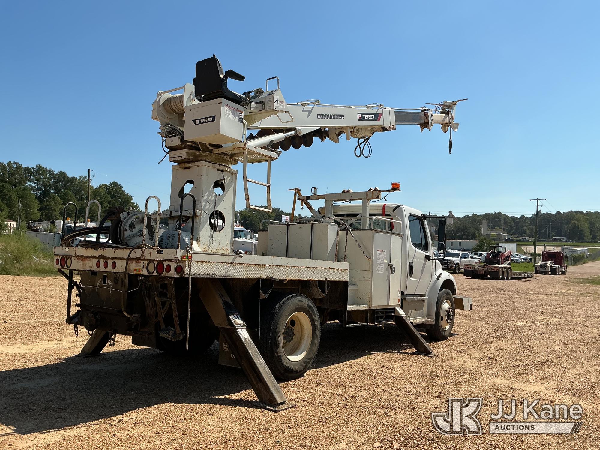 2017 Freightliner M2 106