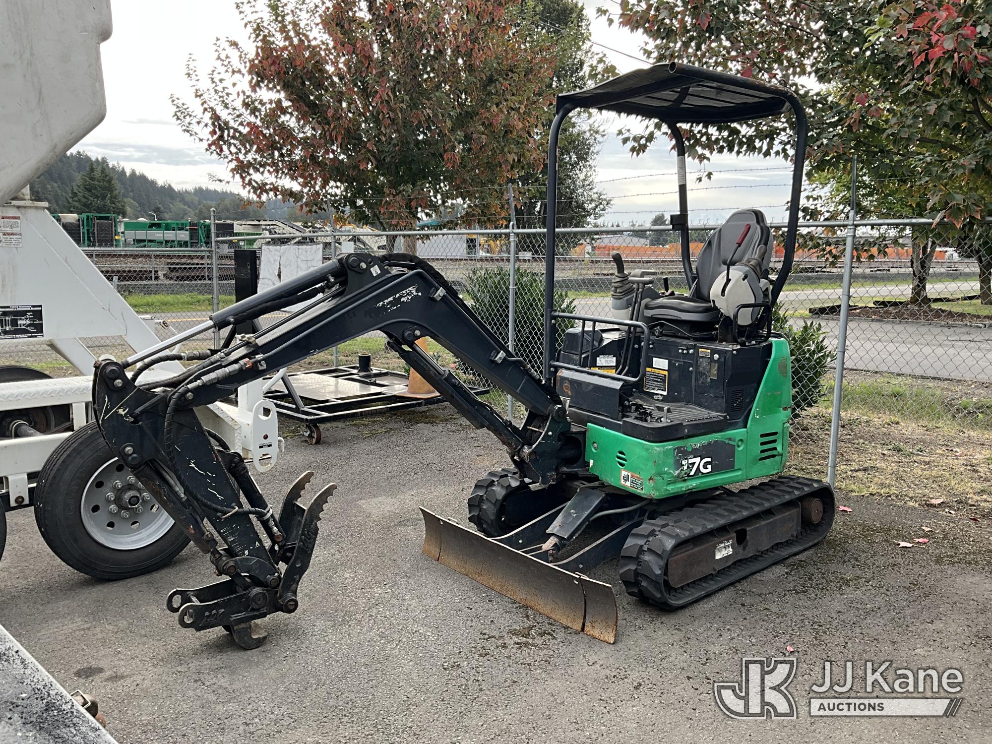 Photo of 2018 John Deere 17G