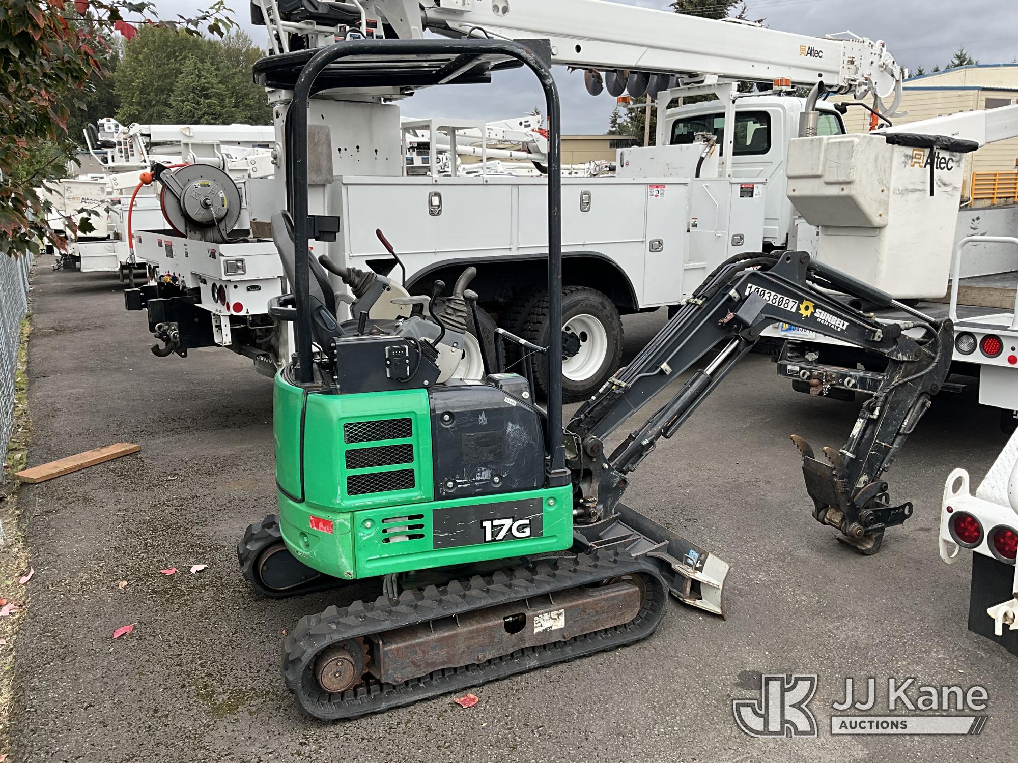 2018 John Deere 17G