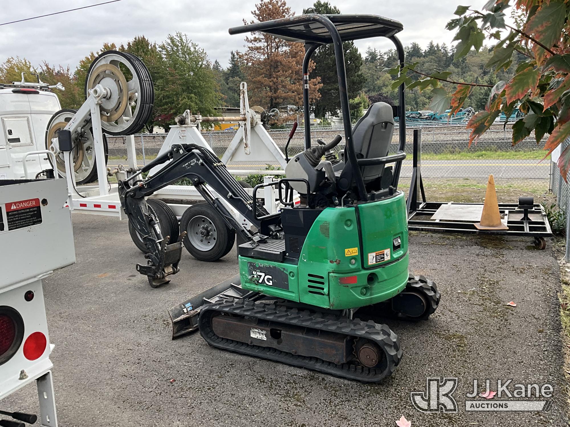 2018 John Deere 17G