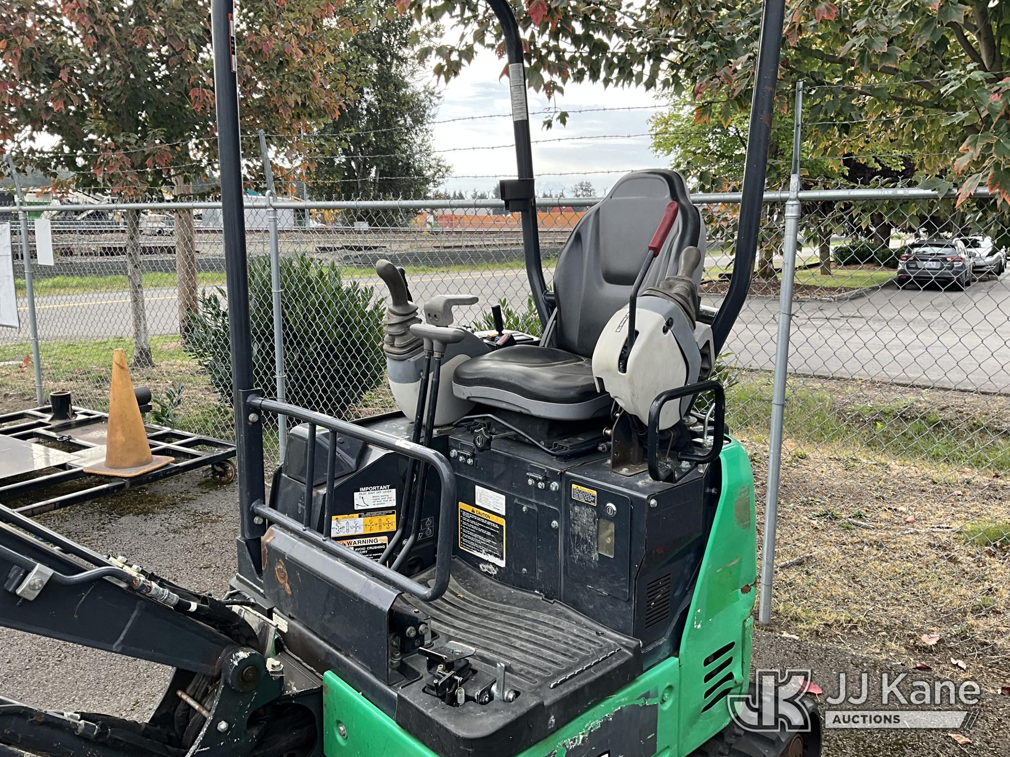 2018 John Deere 17G
