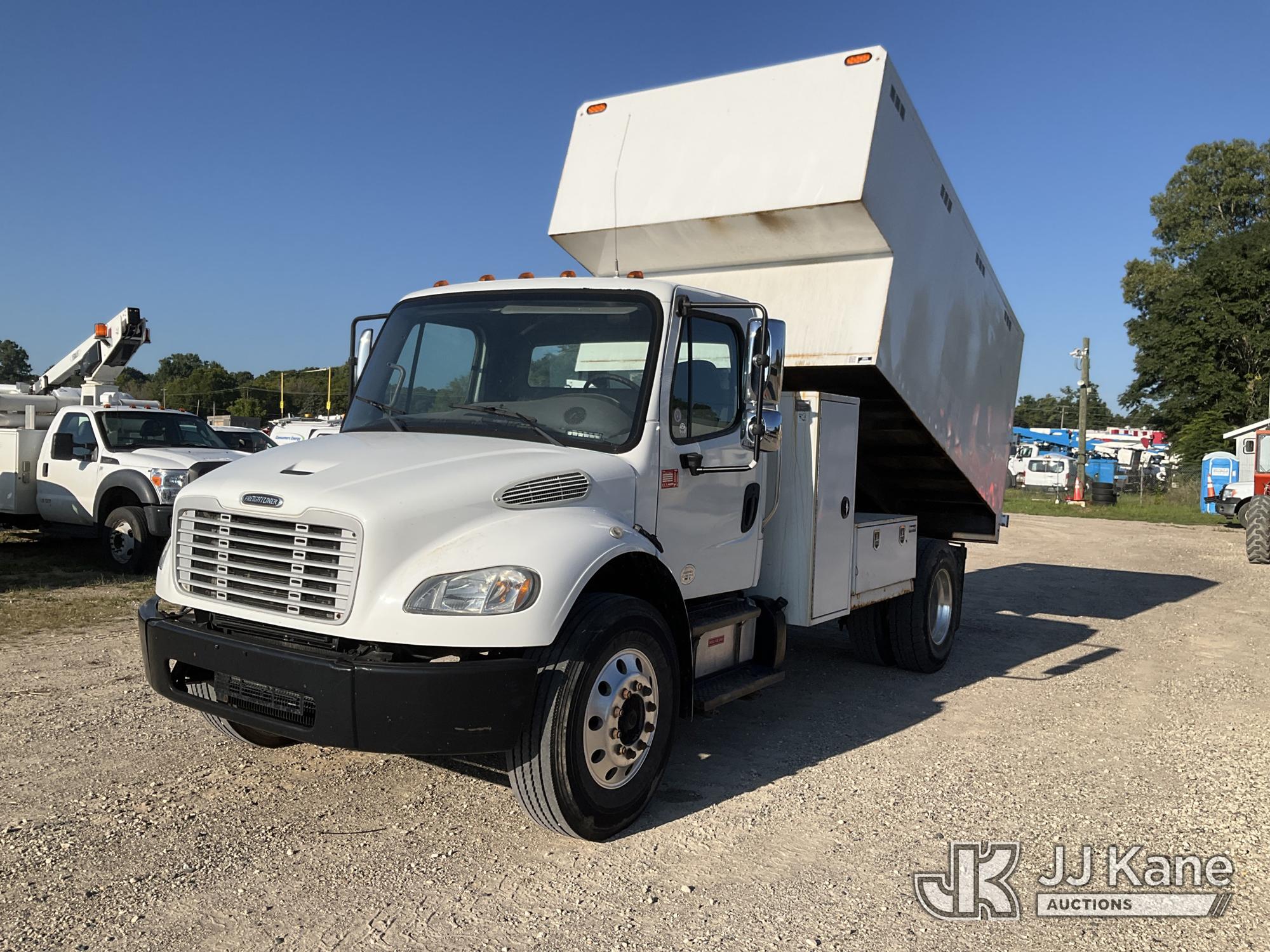 2015 Freightliner M2 106