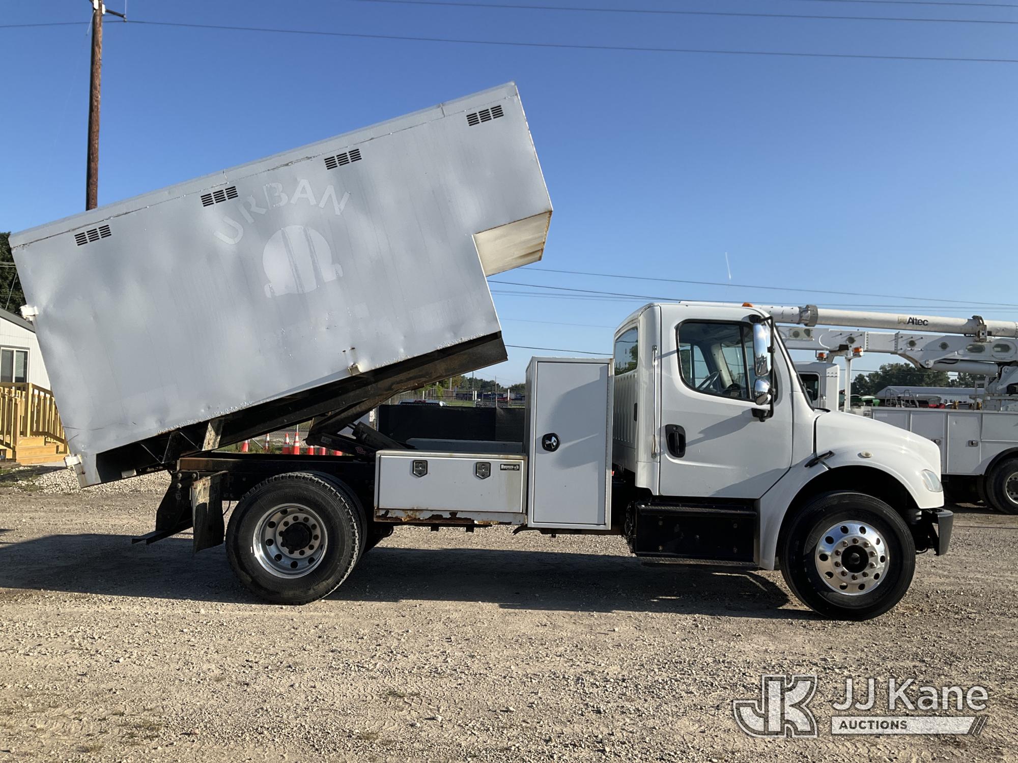 2015 Freightliner M2 106