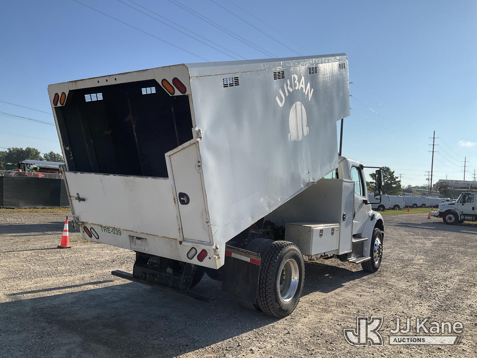 2015 Freightliner M2 106