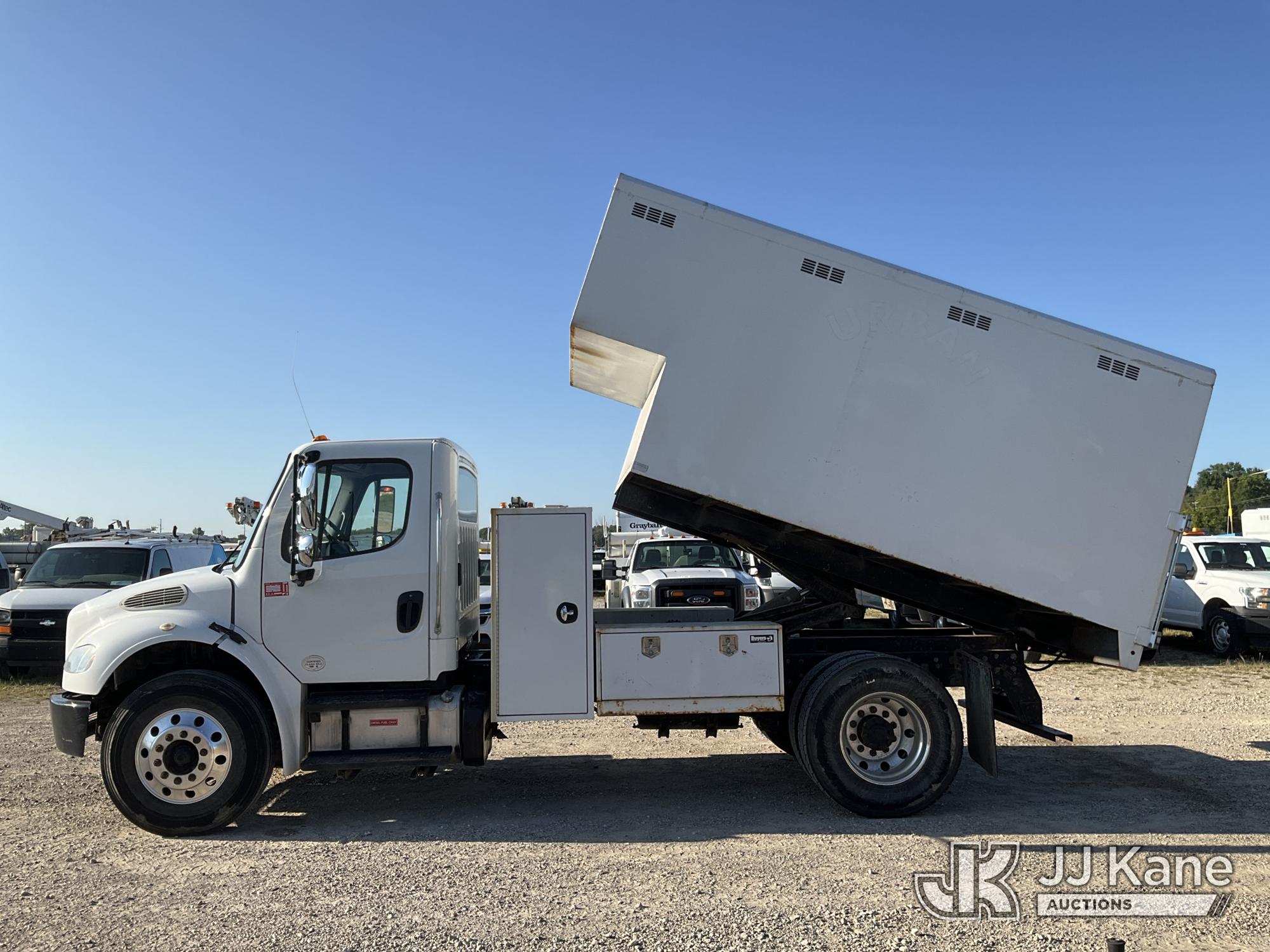2015 Freightliner M2 106