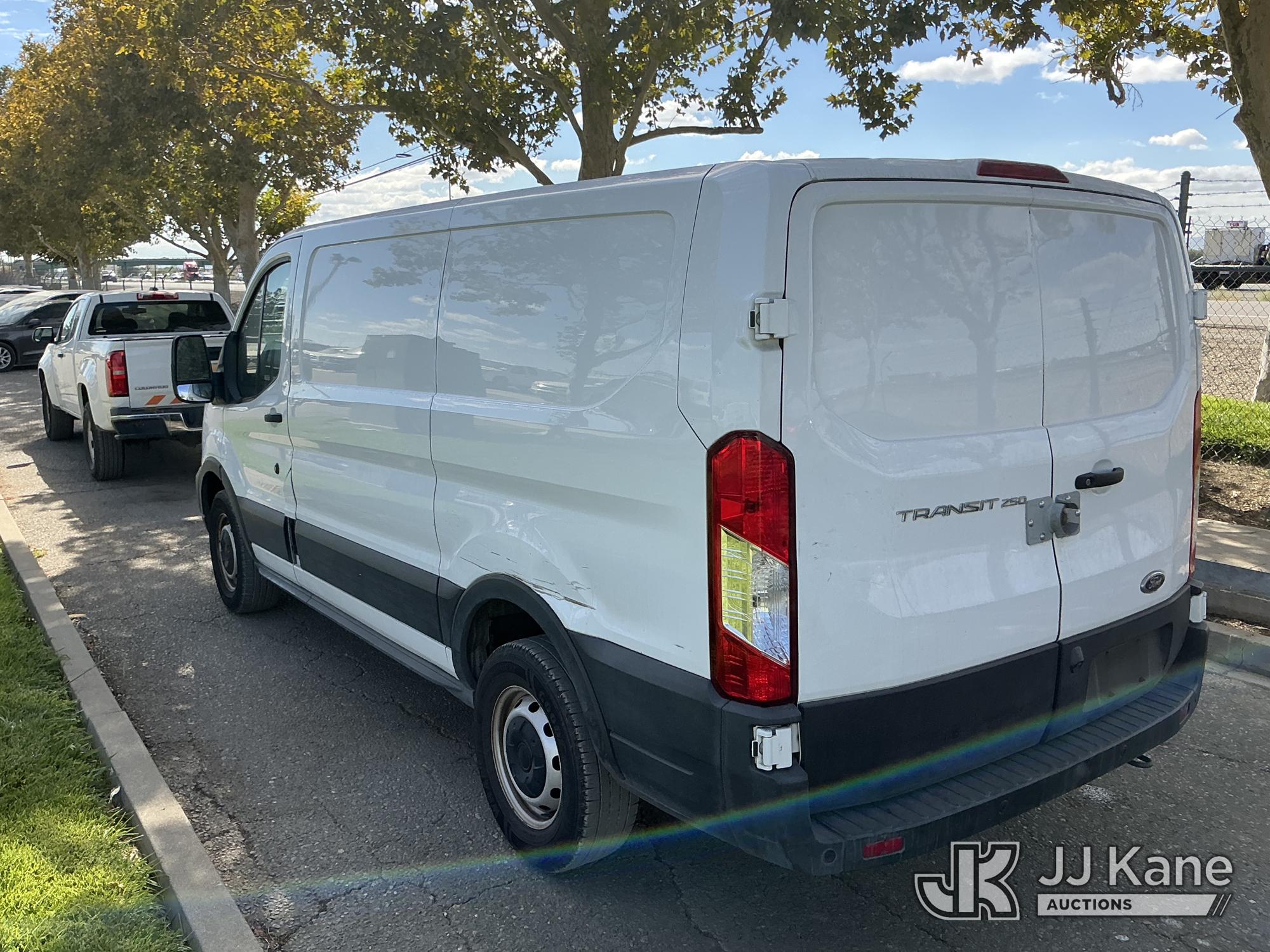 2021 Ford TRANSIT