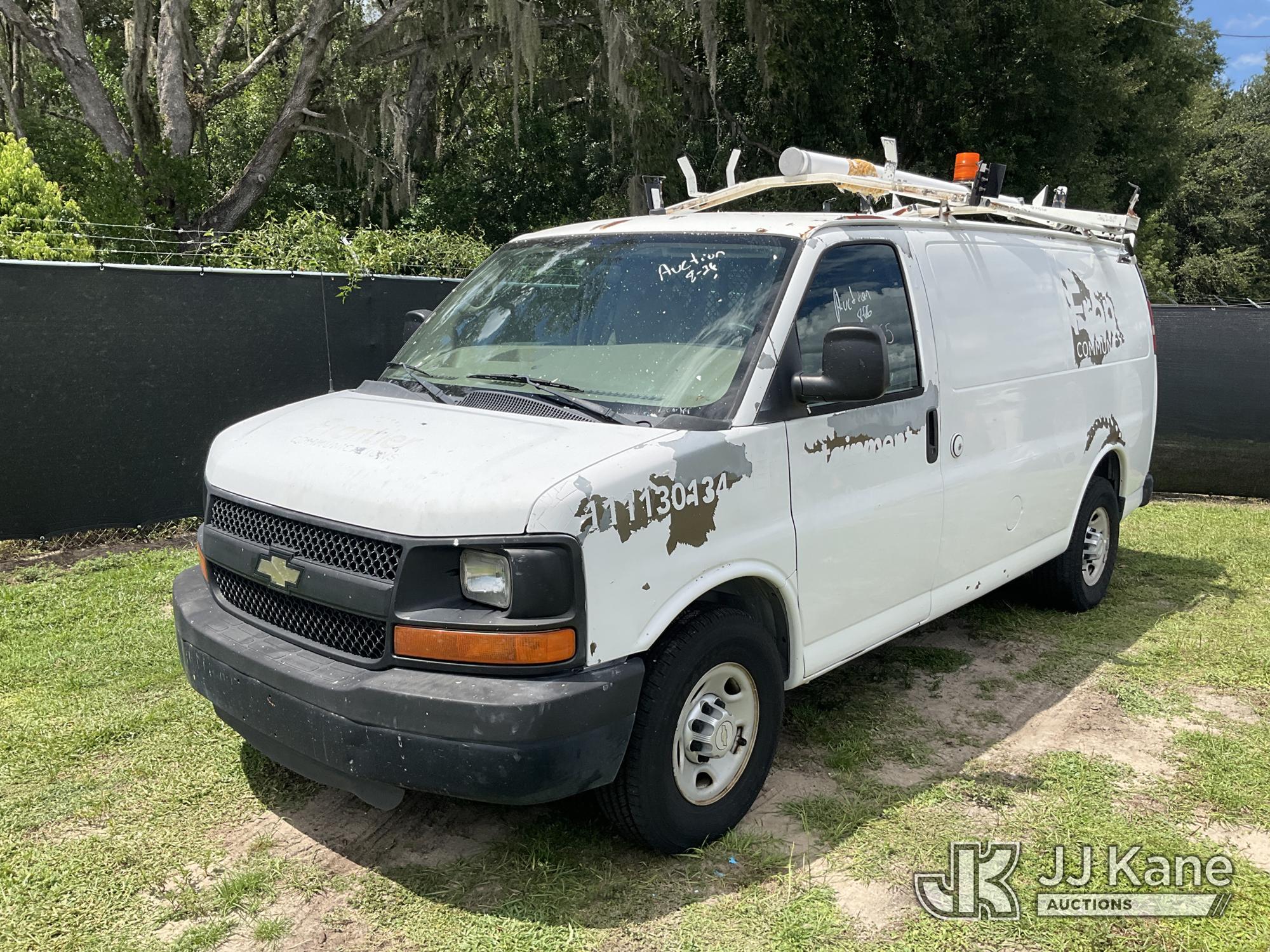 Photo of 2011 Chevrolet Express G2500