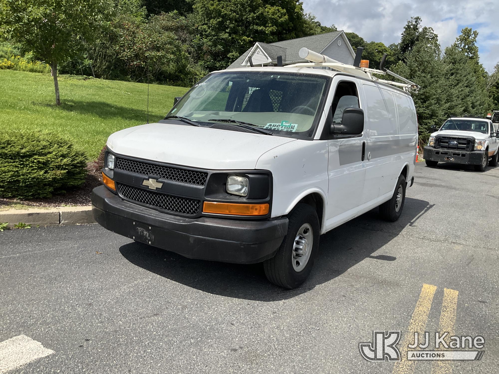 Photo of 2011 Chevrolet Express G2500