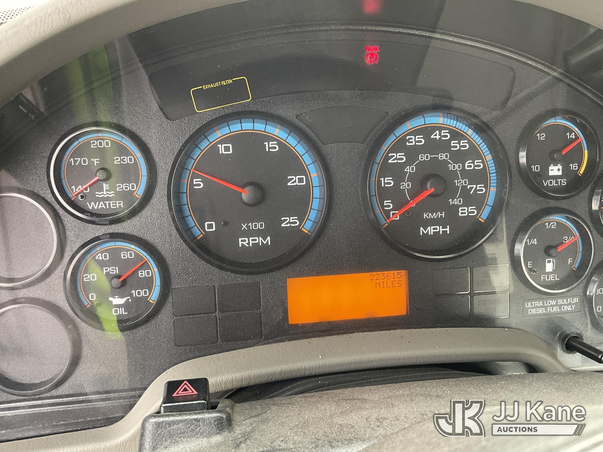2012 International 8600