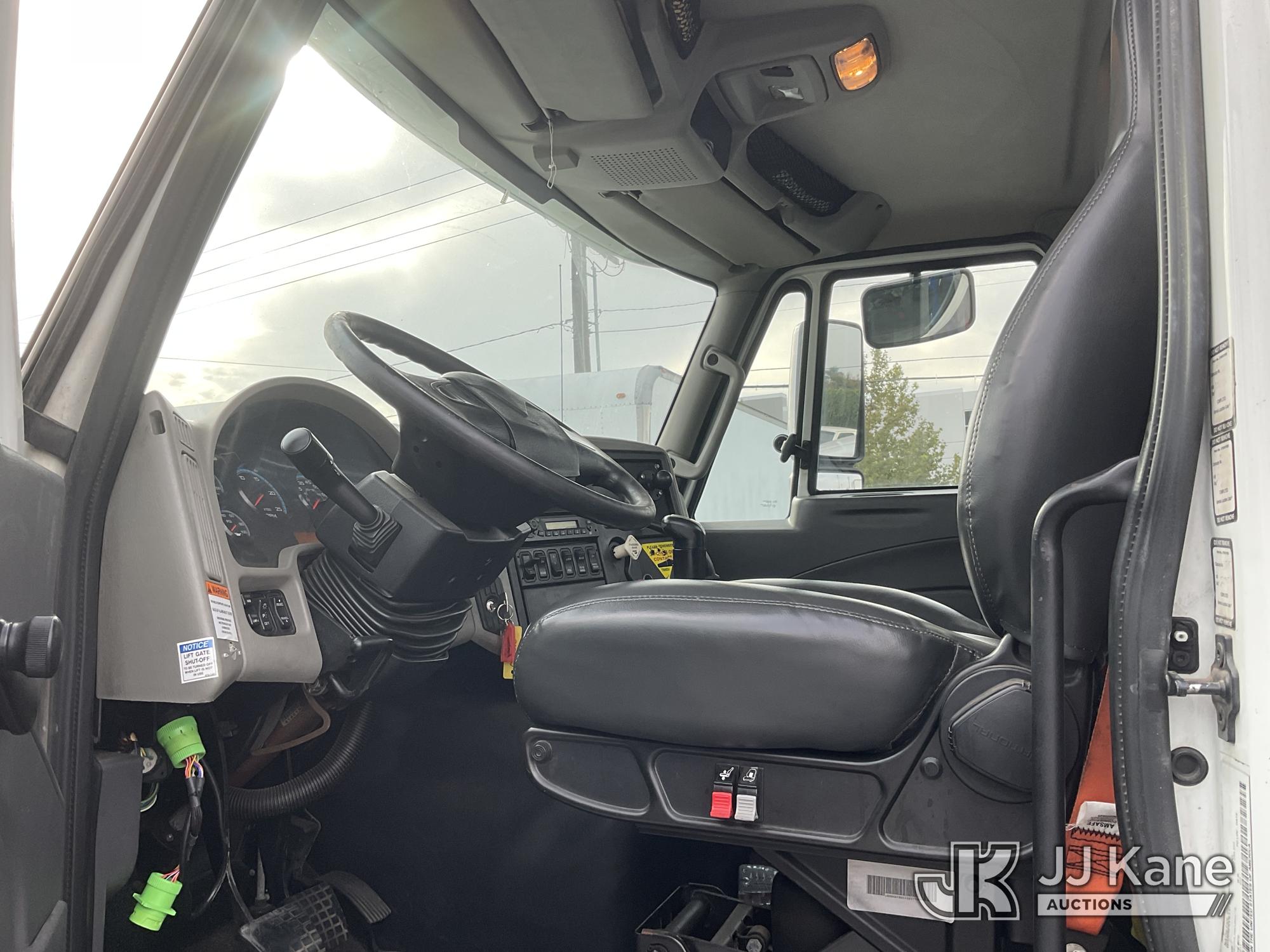 2012 International 8600