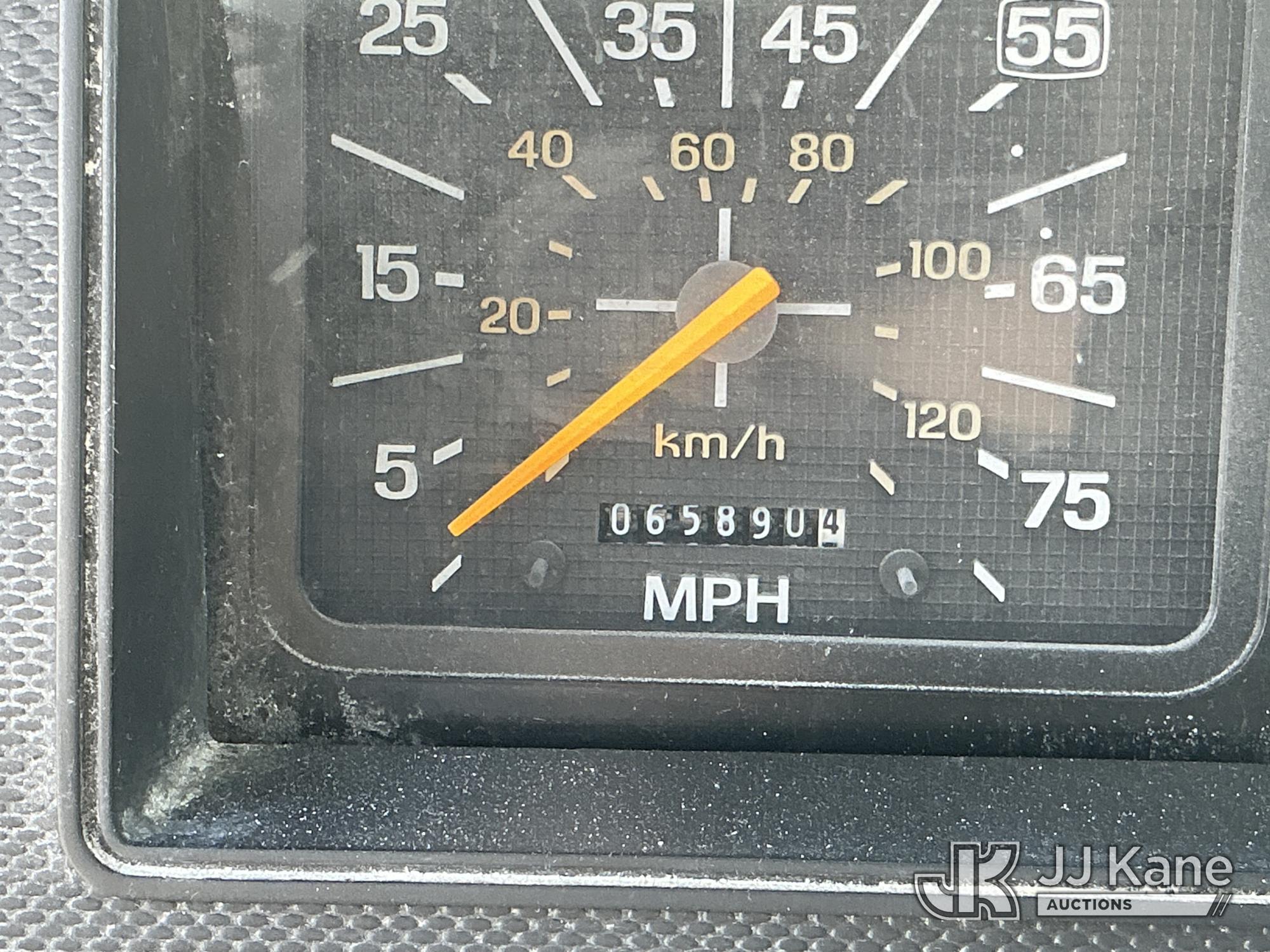 1995 Ford F700