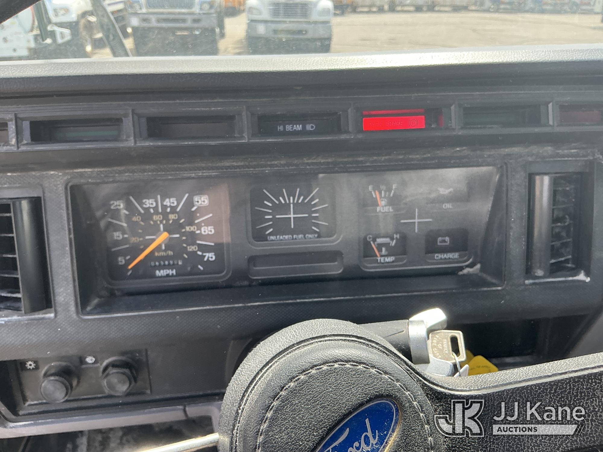 1995 Ford F700