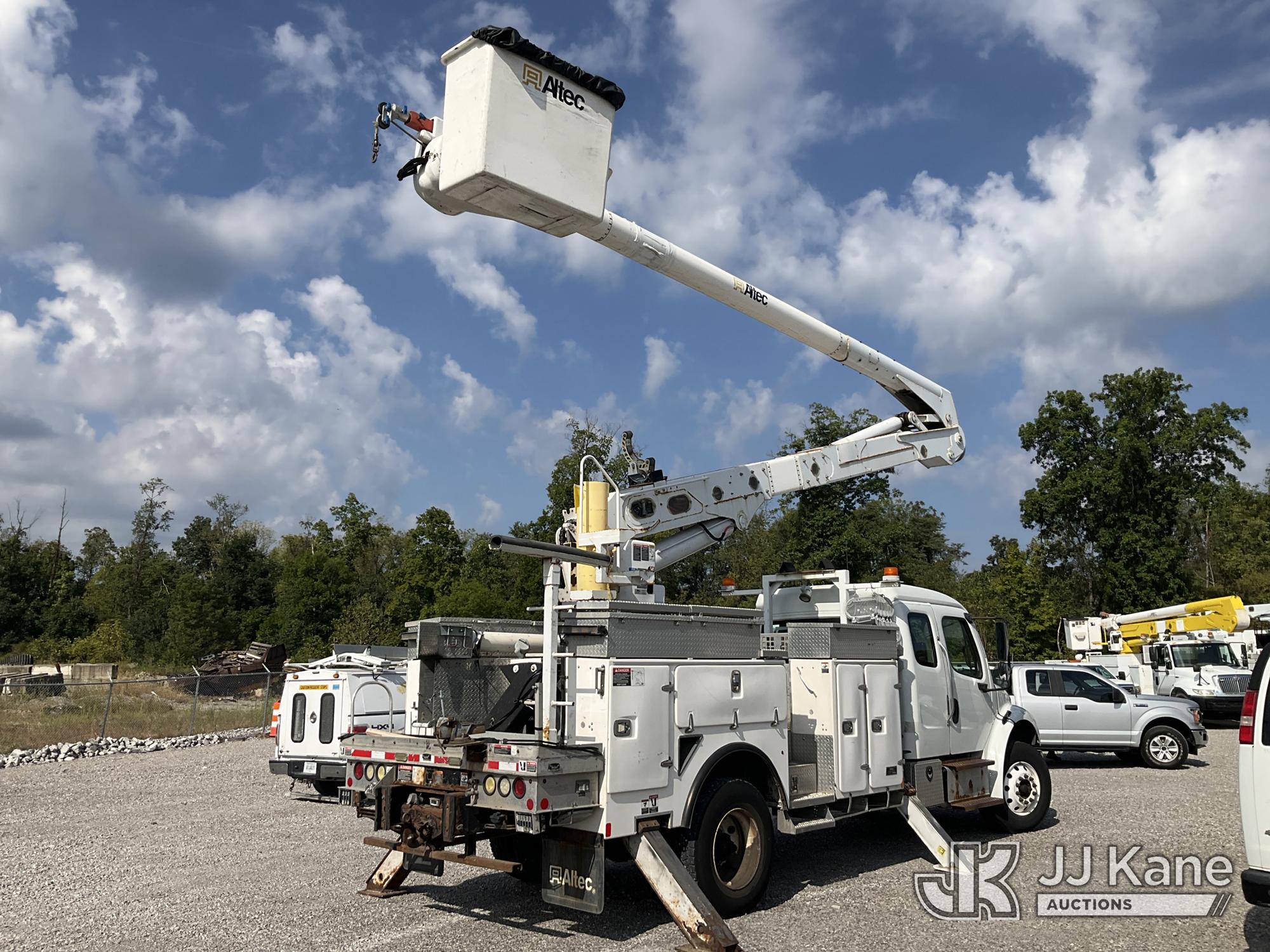 2014 Freightliner M2 106
