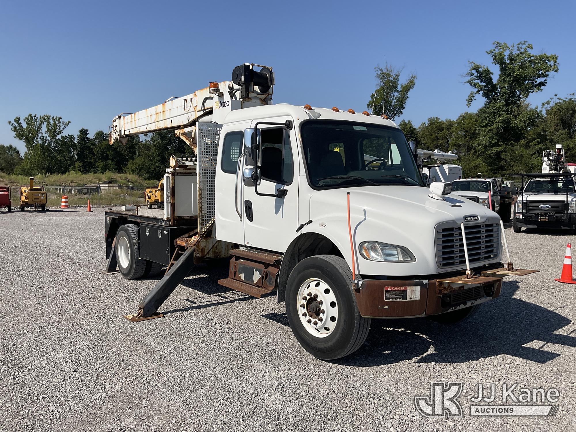 2013 Freightliner M2 106