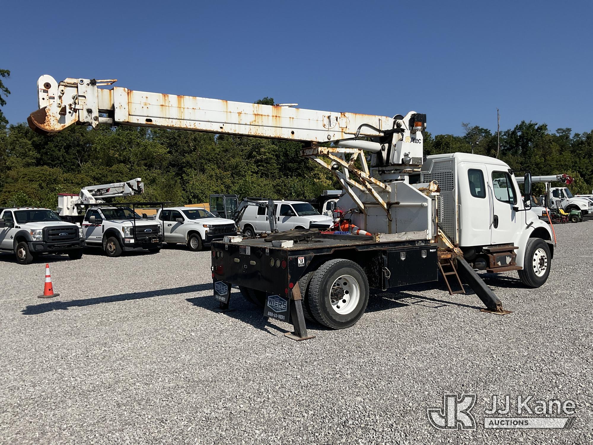 2013 Freightliner M2 106